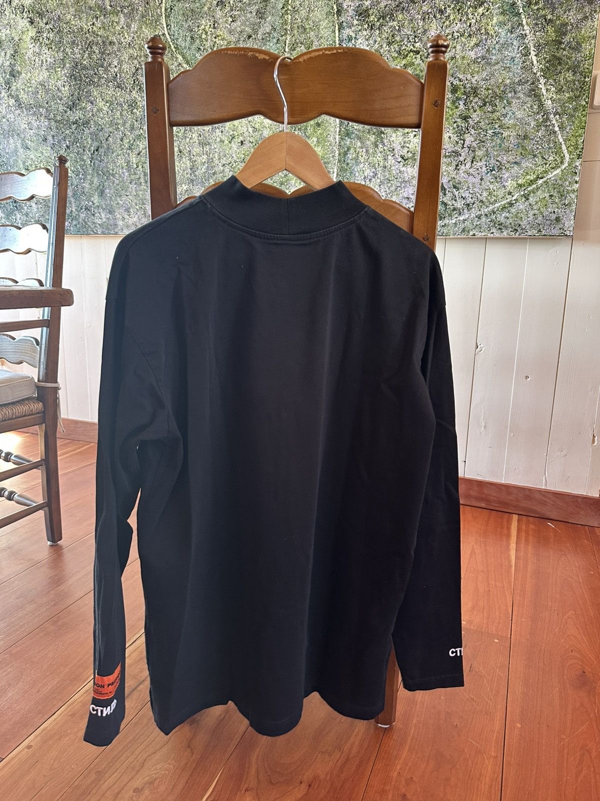 Heron Preston Heron Preston Mock Neck Long Sleeve T-Shirt Size US S / EU 44-46 / 1 - 3 Thumbnail
