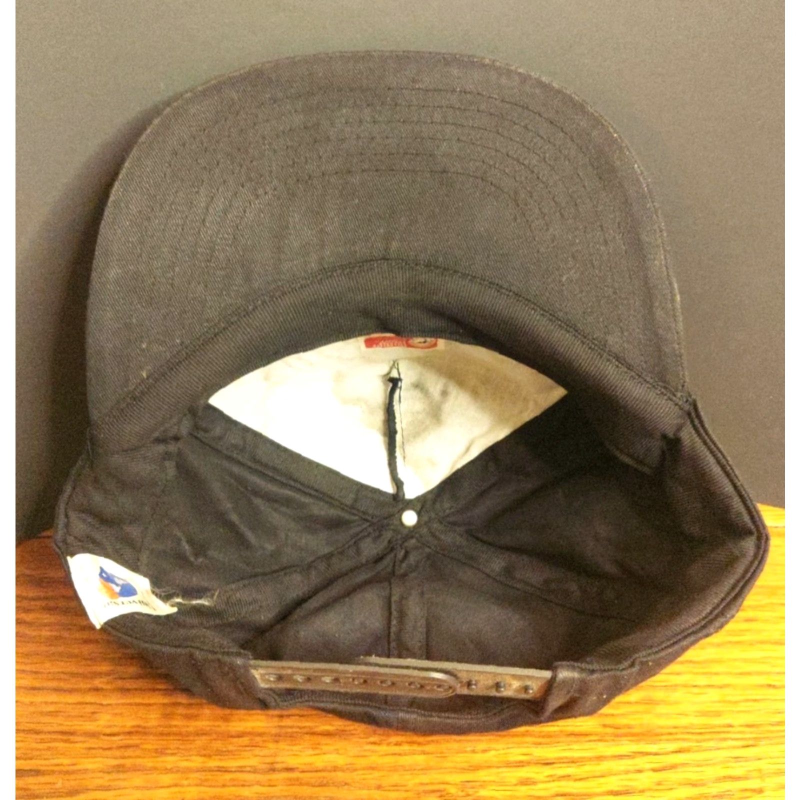 Vintage VINTAGE Universal Iowa Hawkeyes Hat Cap Black Snapback Spell Out Collegiate Sports Universal Hat Mens Adjustable Black Canvas 90s Hawkeyes College"} Size ONE SIZE - 7 Thumbnail