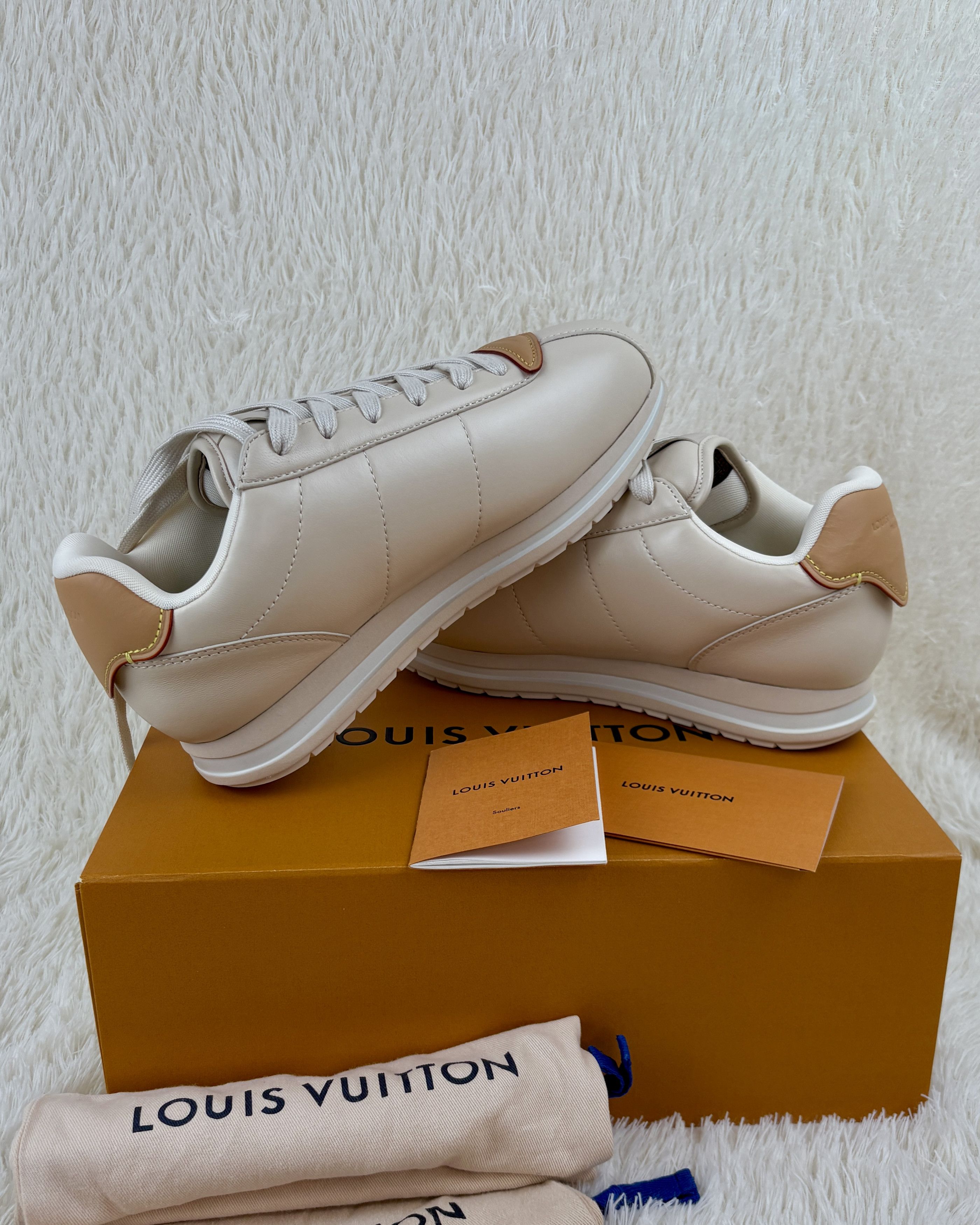 Louis Vuitton 100% original L Vuitton BUTTERSOFT men's sneakers. UK Size 9 Size US 10 / EU 43 - 9 Thumbnail