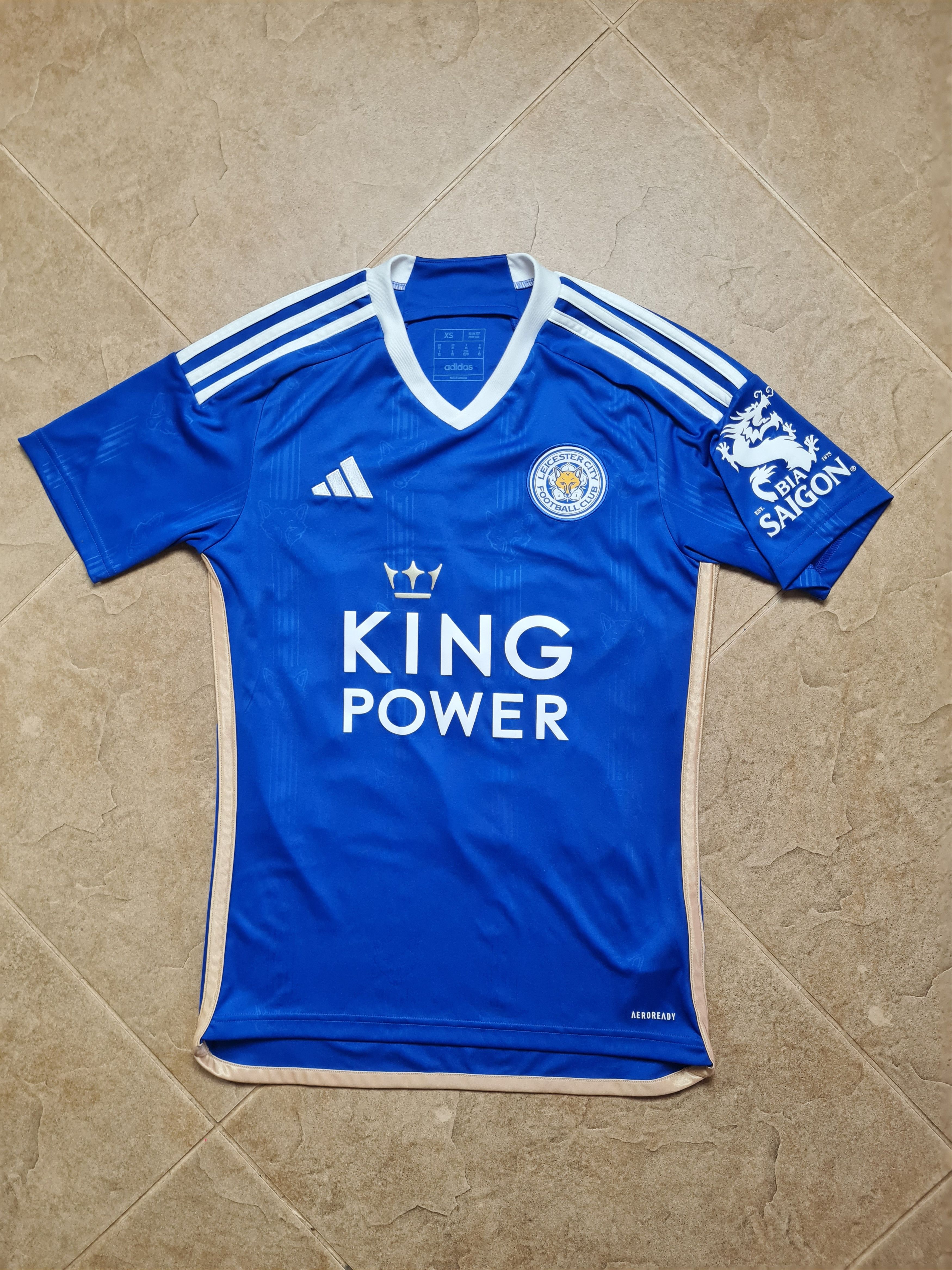 Adidas Adidas Leicester City 23/24 DEWSBURY-HALL #22 Soccer Shirt Size US XS / EU 42 / 0 - 3 Thumbnail