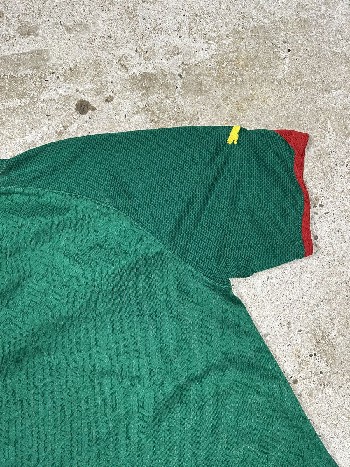 Puma × Vintage Puma x Cameroon 2010/2011 Home Jersey T Shirt Soccer Size US S / EU 44-46 / 1 - 15 Thumbnail