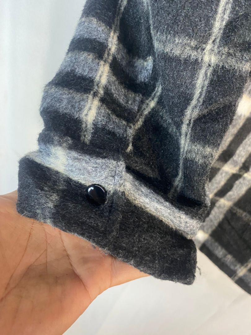 H&M H&M shadow plaid button up jacket Size US L / EU 52-54 / 3 - 8 Thumbnail