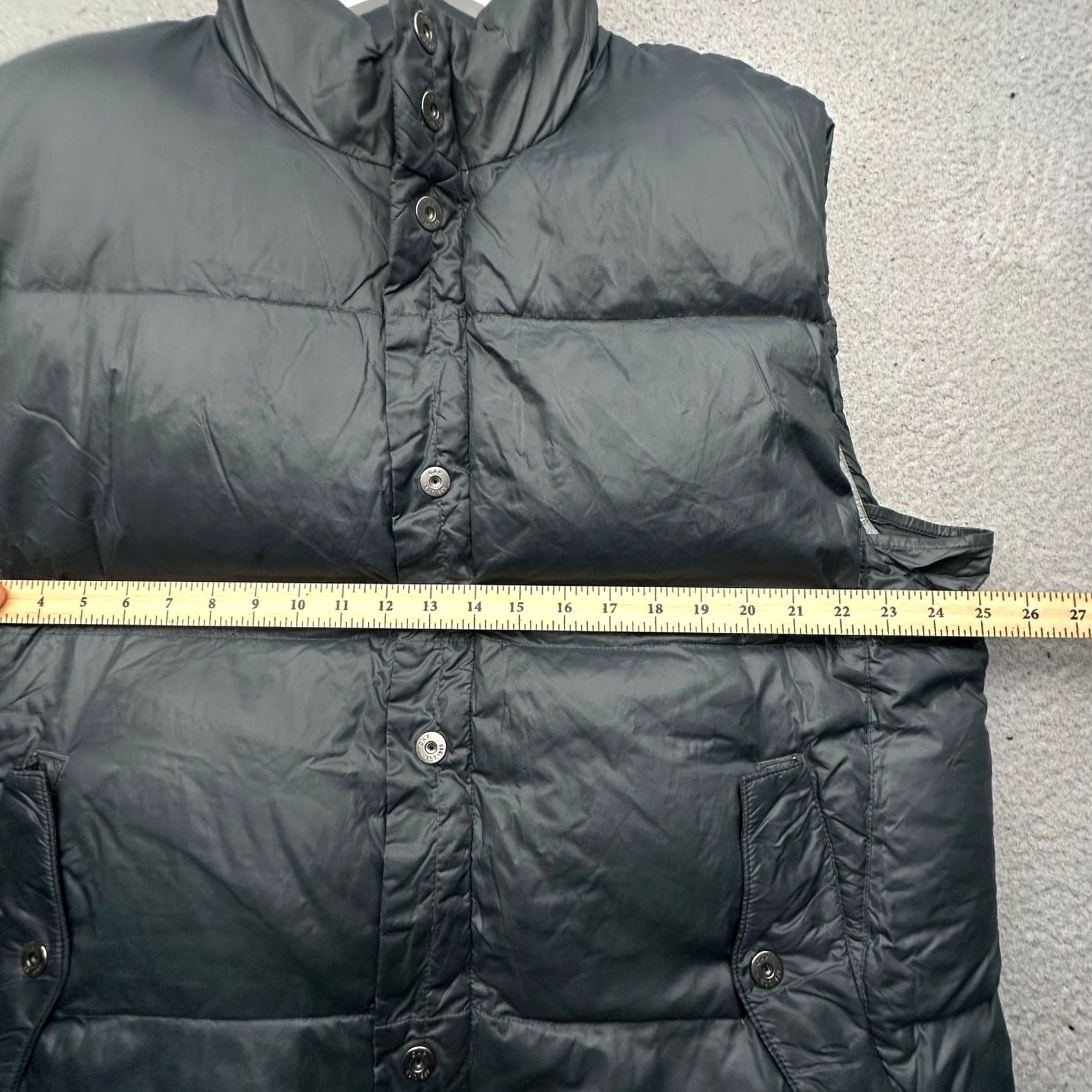 Gap VINTAGE Gap Puffer Vest Jacket Gray XL Down Button Mens 90s Casual Travel Modern Ripstop Size US XL / EU 56 / 4 - 3 Thumbnail