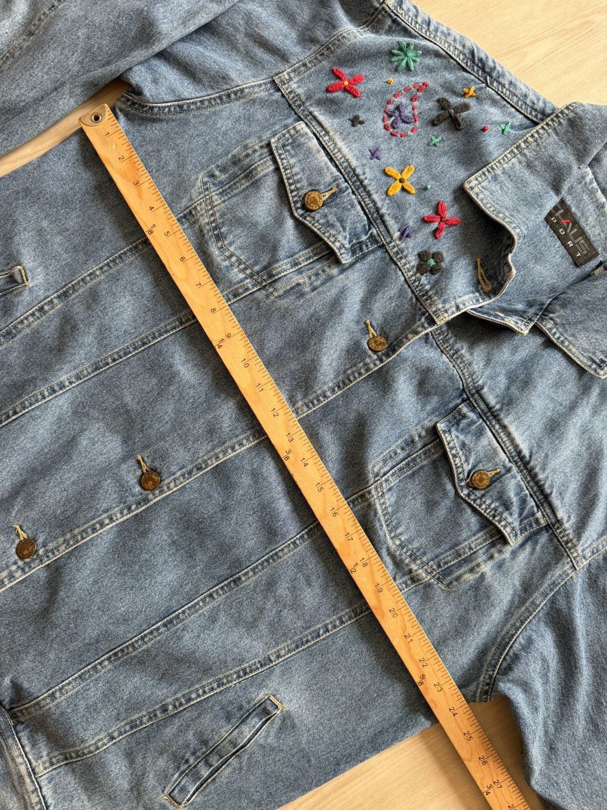 Vintage 90s Claus Sport Denim Jacket Custom Hand Embroidery Sz L Size L / US 10 / IT 46 - 3 Thumbnail