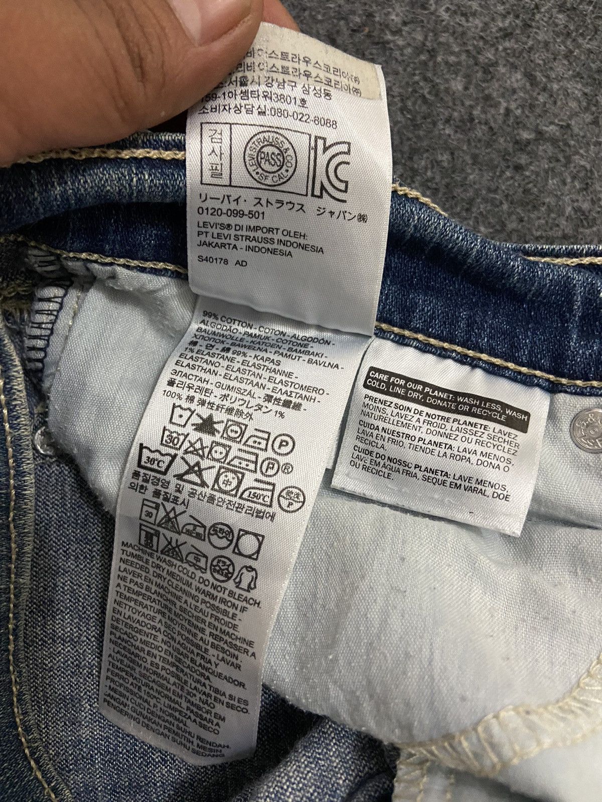 Levi's × Vintage Levi’s denim pants for girls slim fit Size 27" / US 4 / IT 40 - 9 Thumbnail
