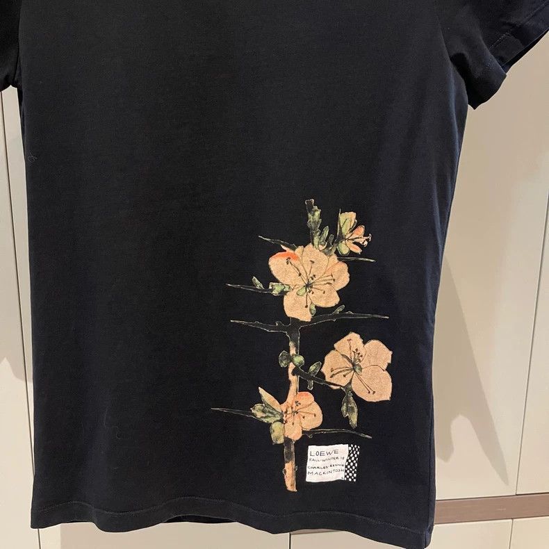 Loewe LOEWE Black floral Logo short sleeve T-shirt Size XS / US 0-2 / IT 36-38 - 4 Thumbnail