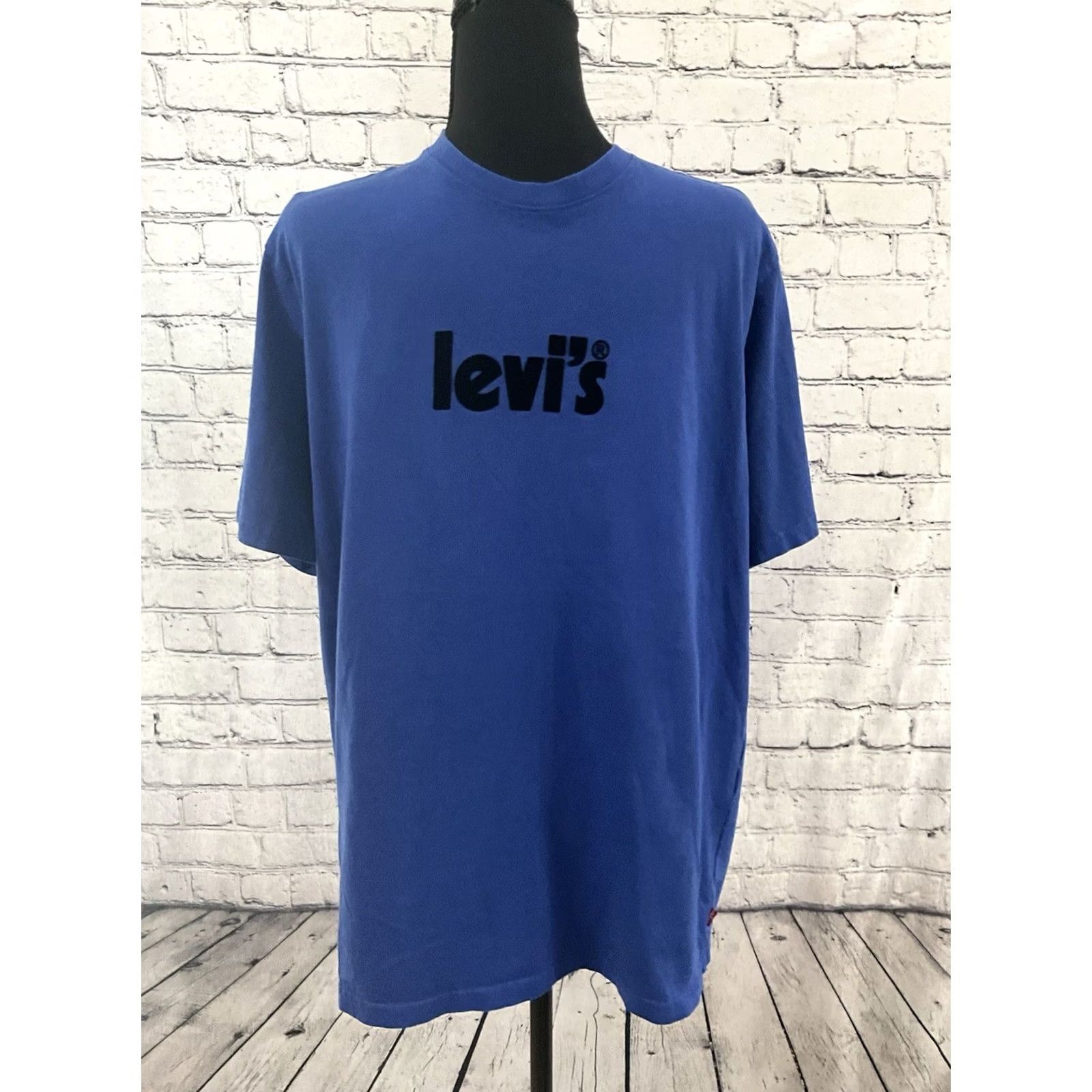 Levi's VINTAGE Levi's Men T-Shirt Crew Neck Short Sleeve Blue M Adult Mens Regular Cotton Size US M / EU 48-50 / 2 - 6 Thumbnail