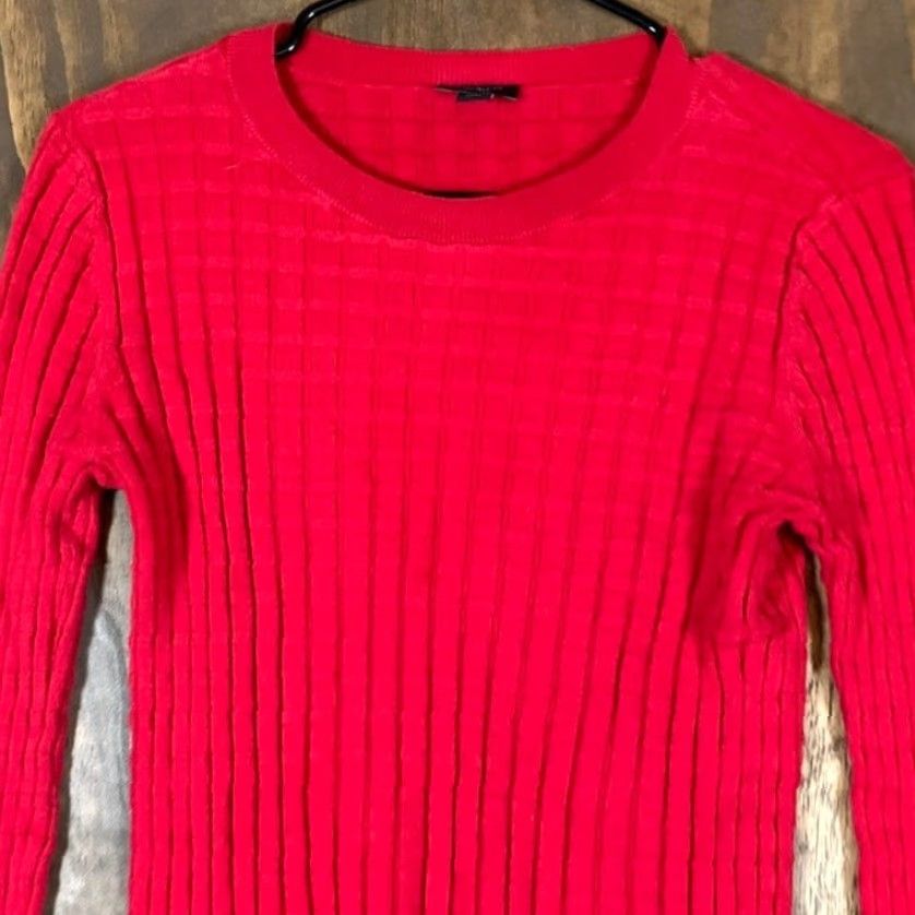 Ann Taylor VINTAGE Ann Taylor Factory Womens Sweater Red Textured Long Sleeve Knit Stretch M Size M / US 6-8 / IT 42-44 - 2 Thumbnail