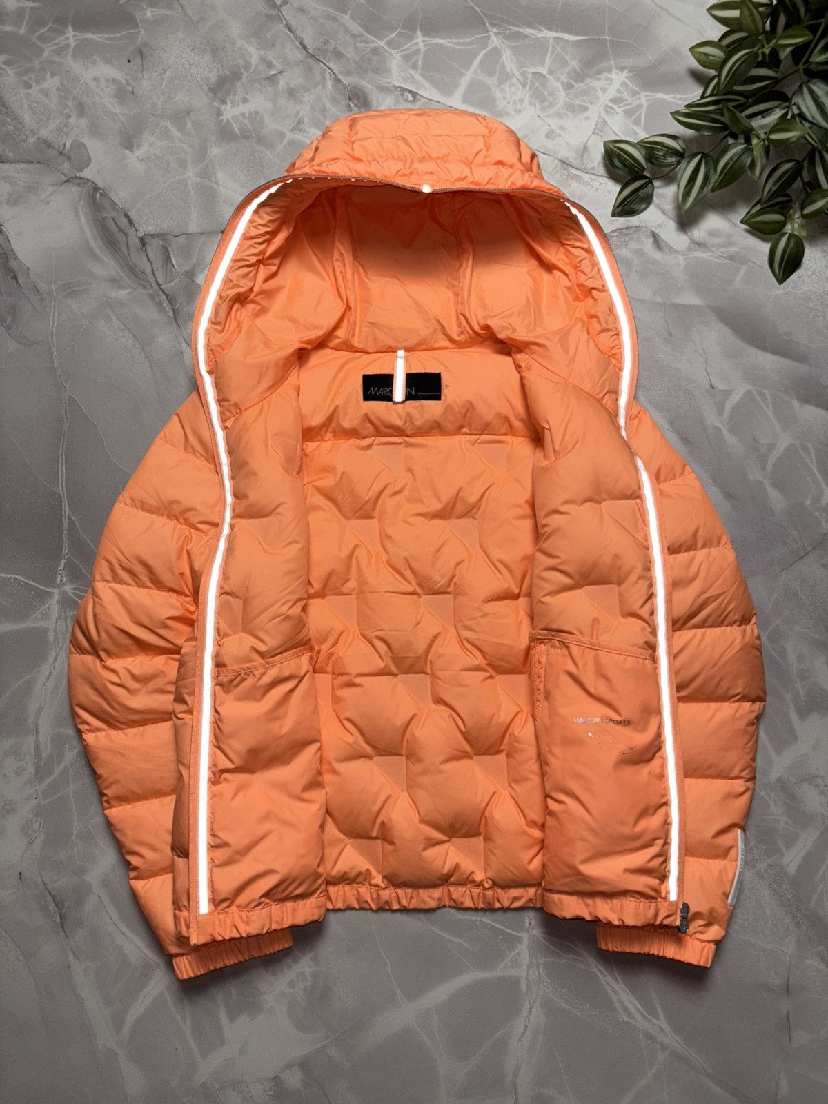 Other Marc Cain Down Puffer Jacket Hooded Apricot Women's N4 (M) Size M / US 6-8 / IT 42-44 - 7 Thumbnail