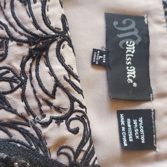 Miss Me Miss Me Sequined Lace Peplum Silk Blend Sz. L Baby Doll Tank Size L / US 10 / IT 46 - 7 Thumbnail