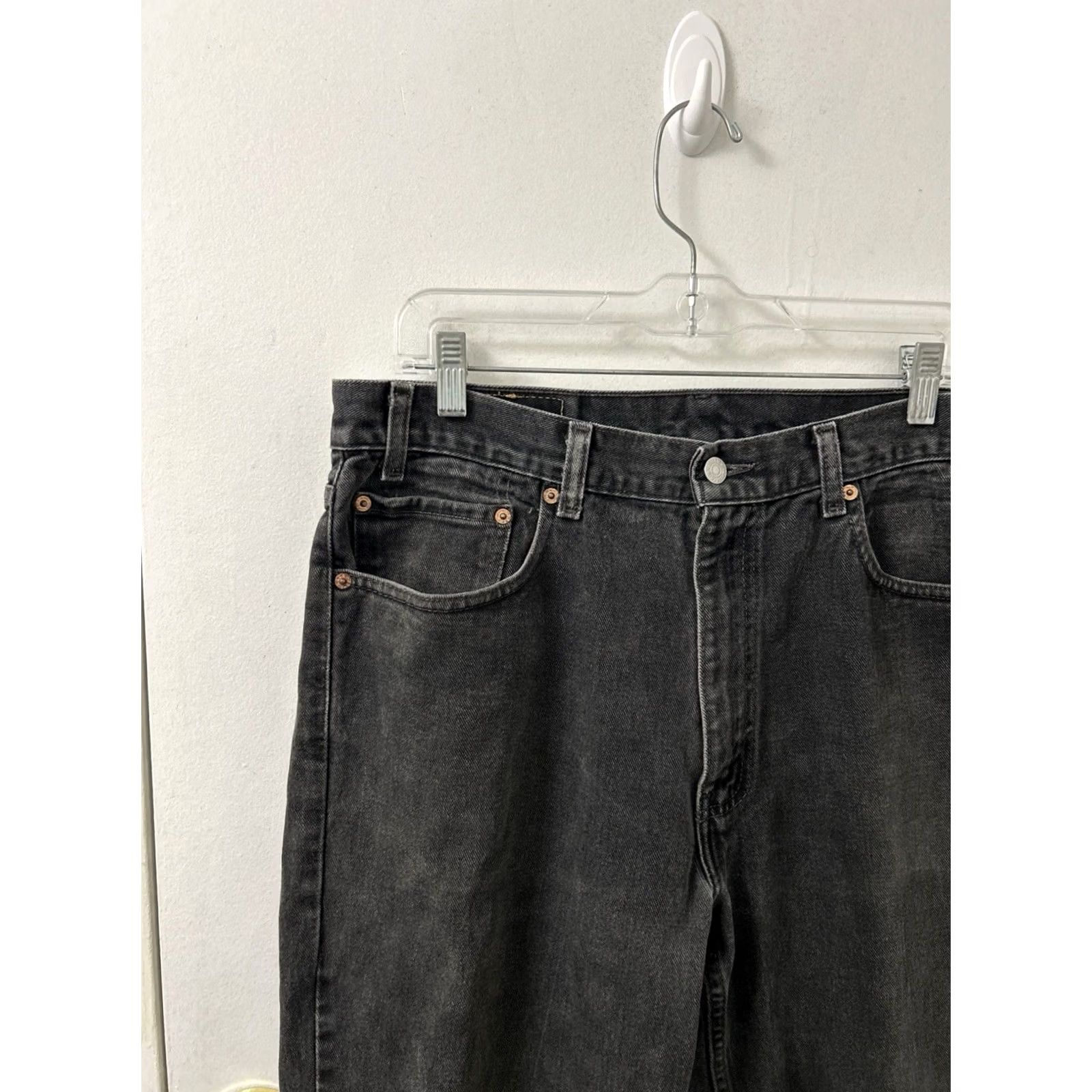 Levi's VINTAGE Levi's 550 Jeans Mens 34x34 Black Relaxed Fit Tapered Leg Denim 5-Pocket 34x34 Mens Size US 34 / EU 50 - 4 Thumbnail