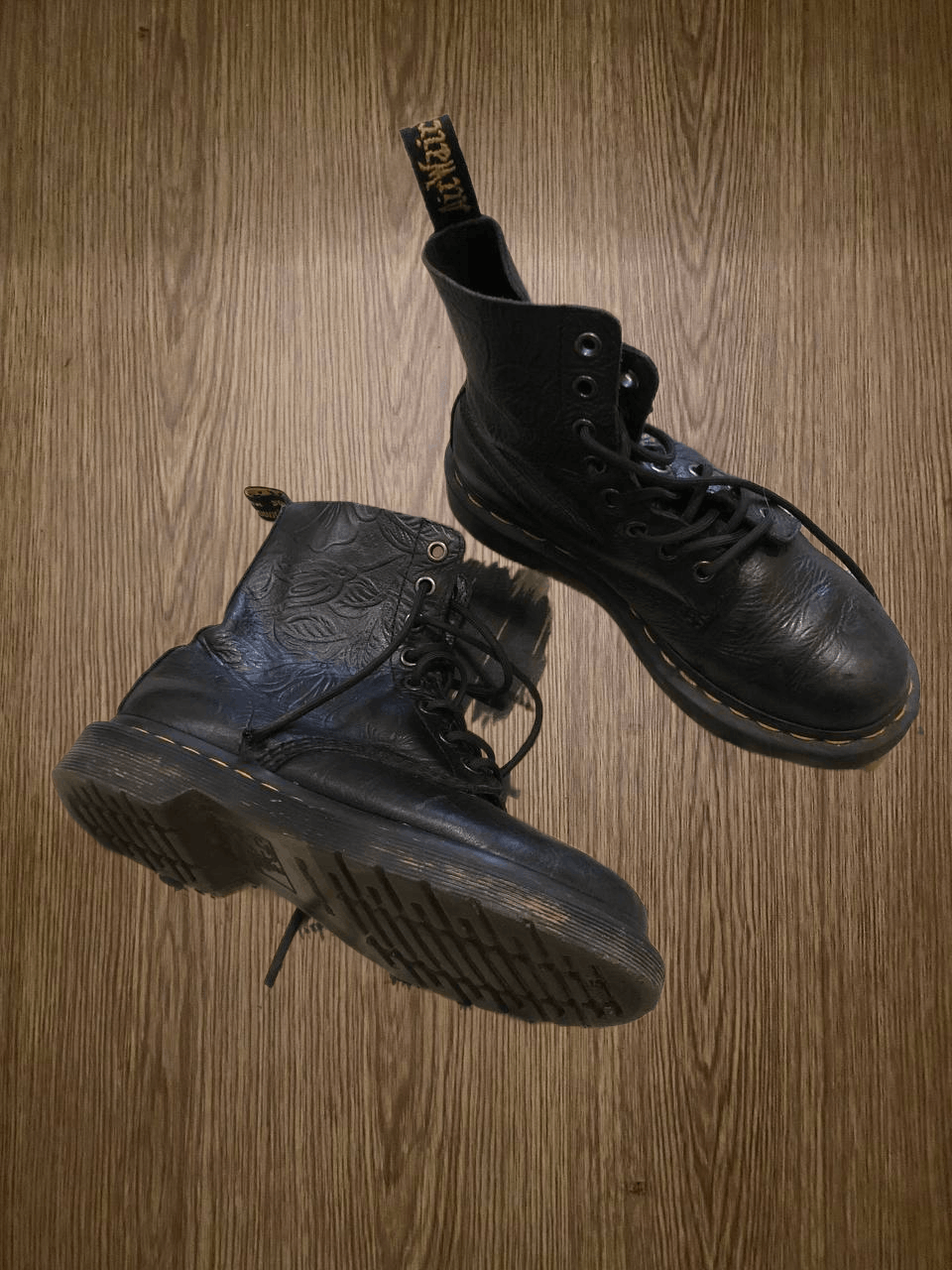 Dr. Martens Dr. Martens Leather Shoes Size US 6 / IT 36 - 1 Thumbnail