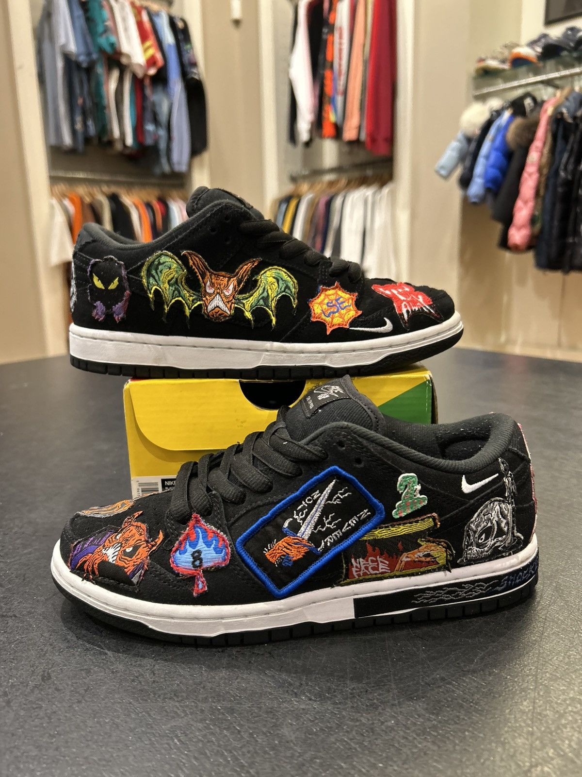 Nike Nike SB Dunk Low Size US 5 / EU 37 - 1 Thumbnail