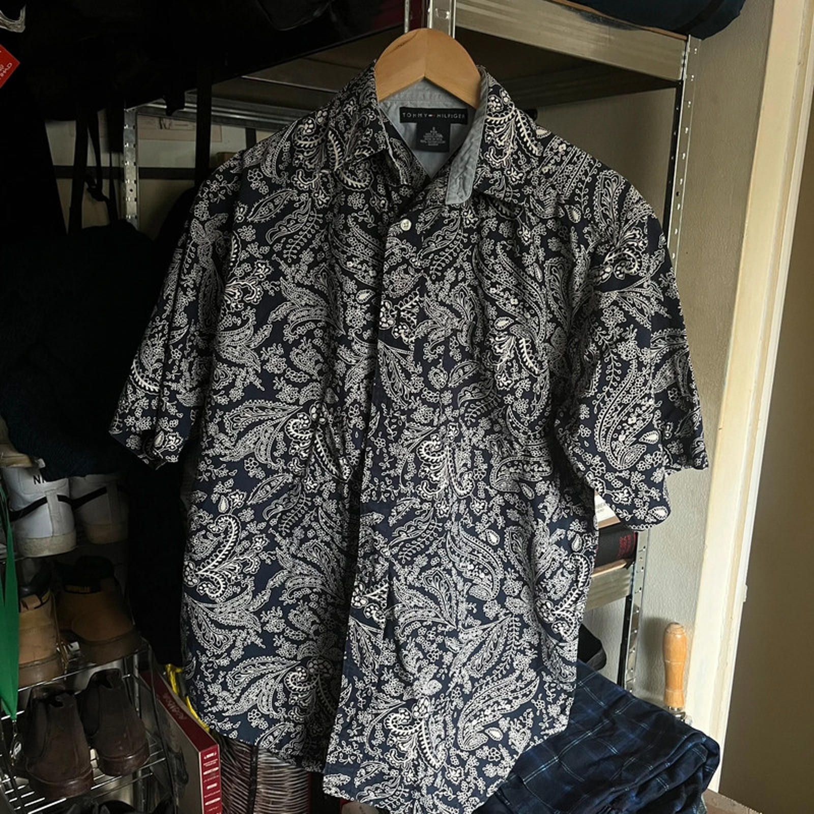 Tommy Hilfiger Tommy Hilfiger Short Sleeve pattern Shirt S 100% cotton Blue Size US S / EU 44-46 / 1 - 1 Thumbnail