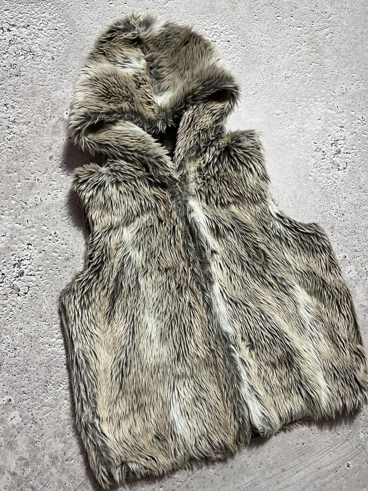 If Six Was Nine × Japanese Brand × Vintage Woman’s Y2K Hype Japanese Brand Fur Faux Vest Size M / US 6-8 / IT 42-44 - 3 Thumbnail