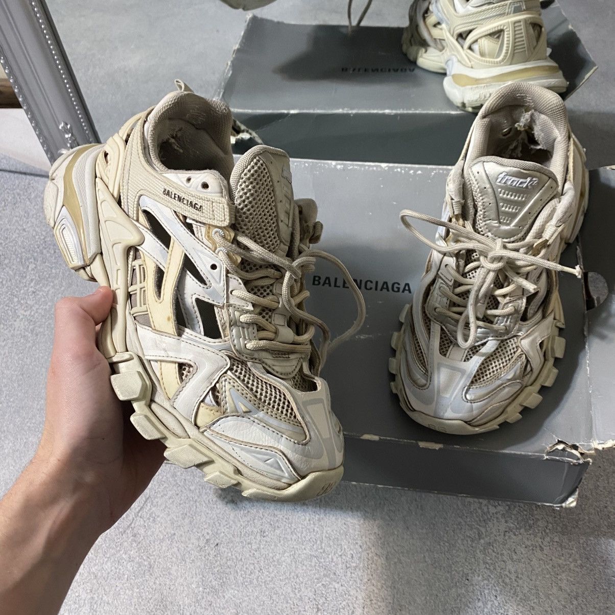Balenciaga Balenciaga Track 2 open sneaker sz 41 white Size US 7 / EU 40 - 2 Thumbnail