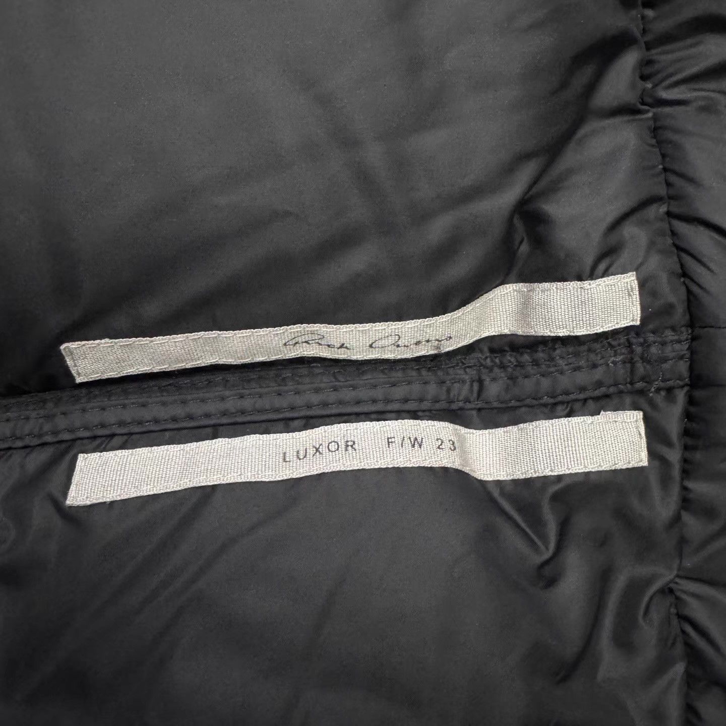 Rick Owens Rick Owens Mainline Black Furry Beetle Down Jacket Q10 Size US L / EU 52-54 / 3 - 4 Thumbnail