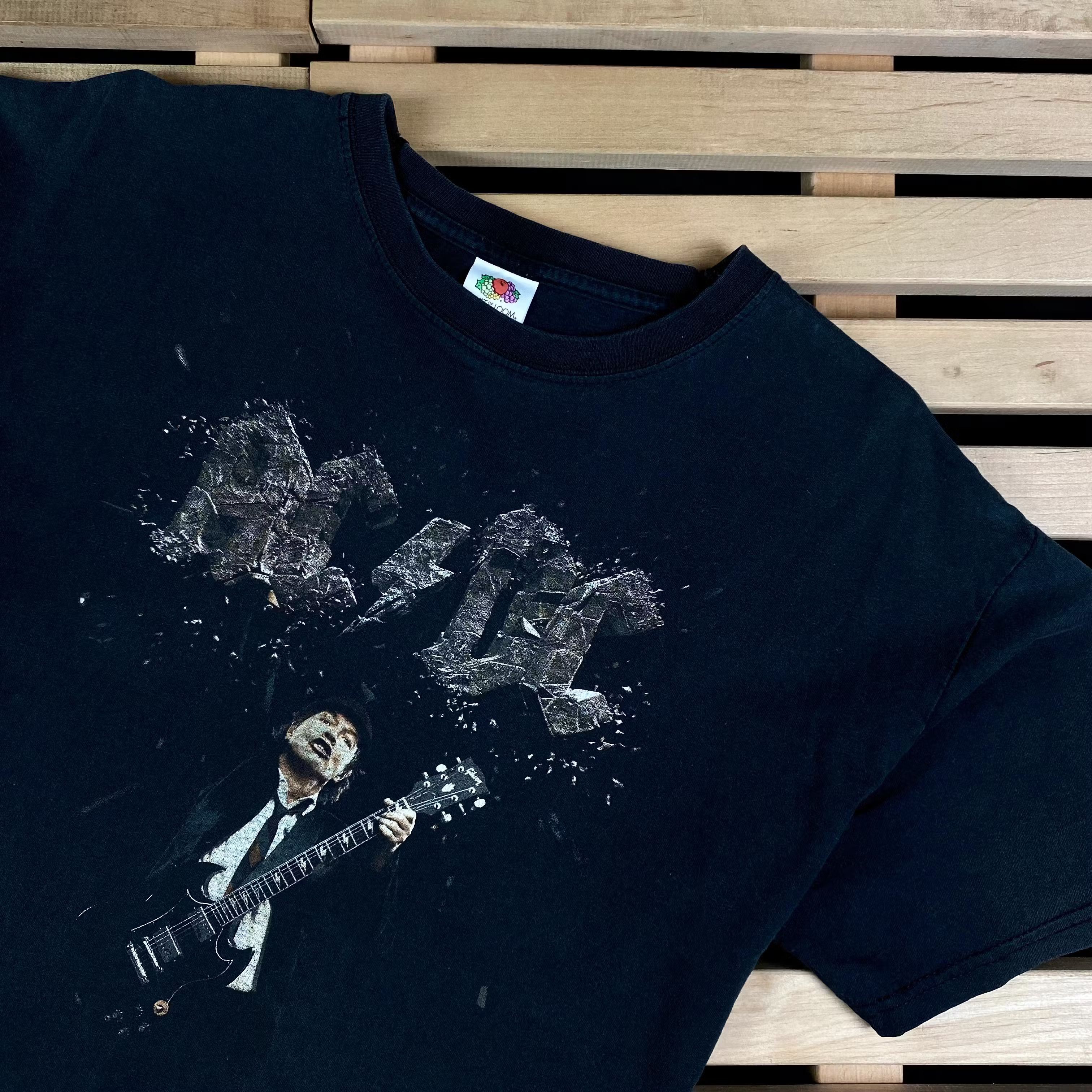 Band Tees × Vintage Mens Vintage T Shirt ACDC AC/DC Rock Or Bust Size L Size US L / EU 52-54 / 3 - 2 Thumbnail