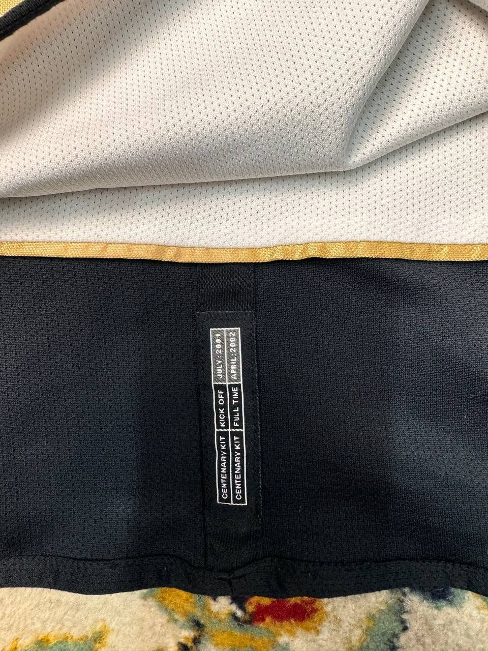 Umbro × Vintage MANCHESTER UNITED 2001/2002 FOOTBALL SHIRT JERSEY AWAY/THIRD Size US M / EU 48-50 / 2 - 3 Thumbnail
