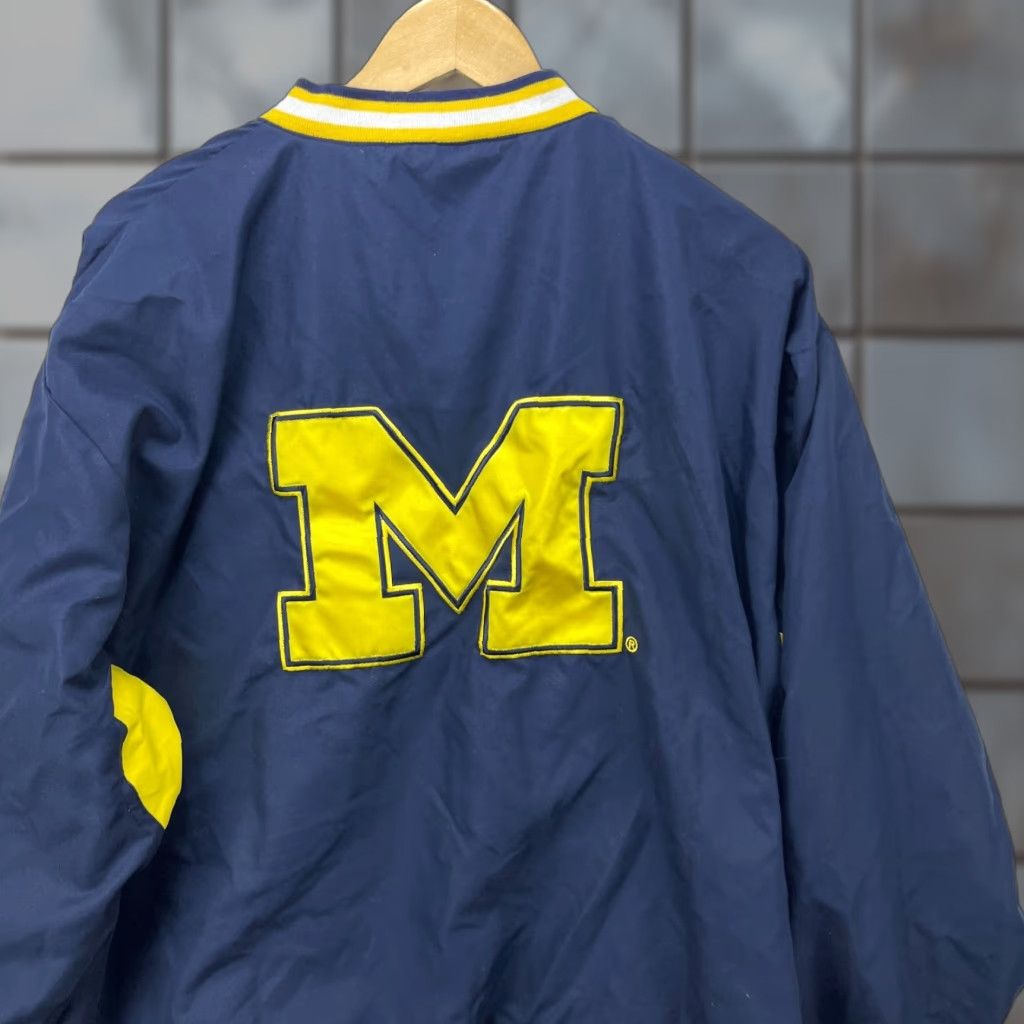 Vintage VINTAGE Michigan Wolverines Pullover Windbreaker Jacket 2XL Size US XXL / EU 58 / 5 - 1 Thumbnail