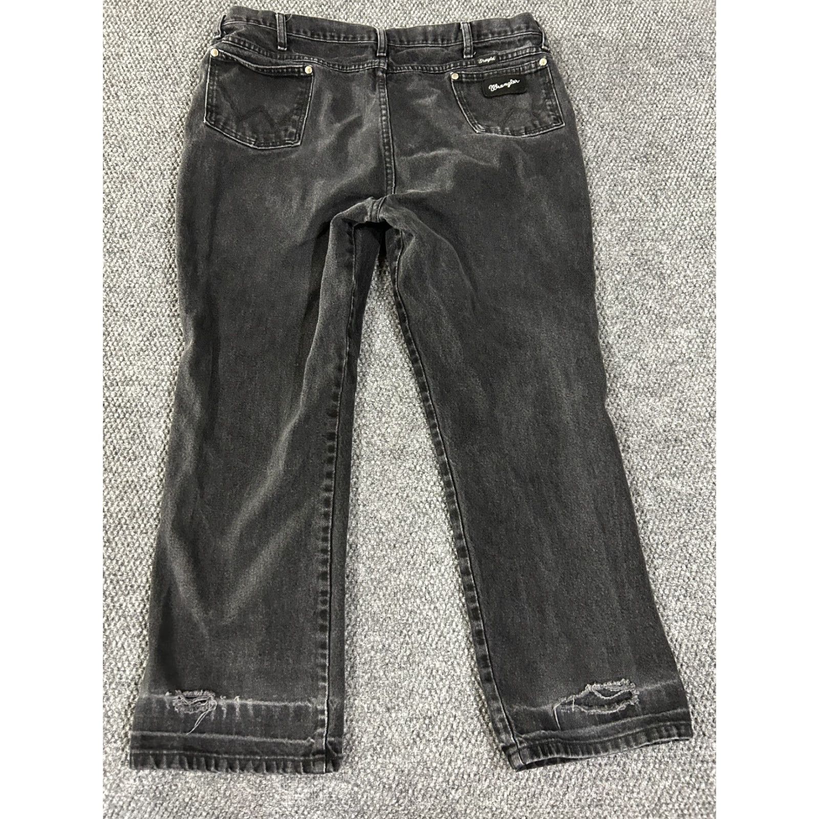 Wrangler Wrangler Jeans Mens 42x30 Black Denim Casual Western 10933sewk Jeans Pants Regular Fit 5-Pocket Solid Cotton Denim Machine Washable Size US 42 / EU 58 - 7 Thumbnail