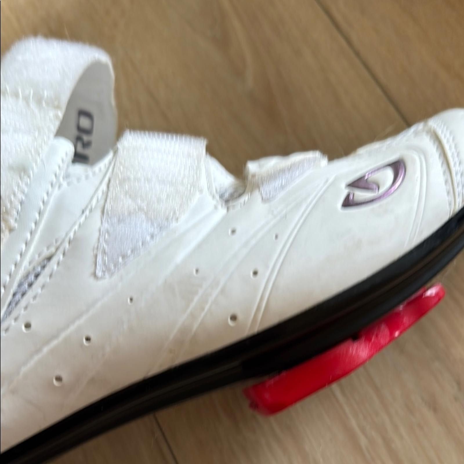 Giro Giro women’s spin shoes with peloton clips Size US 9 / IT 39 - 6 Thumbnail