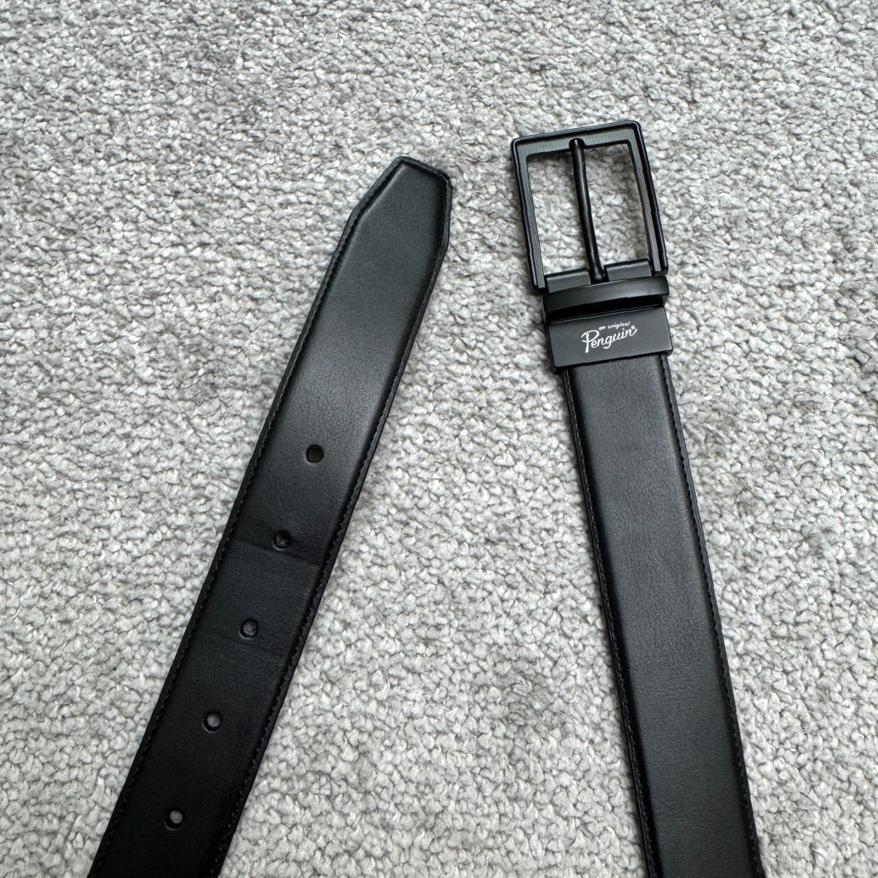 Vintage Penguin Belt Mens 42/105 Black Leather Reversible Buckle Nail Head Matte Work Dress NWOT Vintage: No (oops) Size 42 - 3 Thumbnail