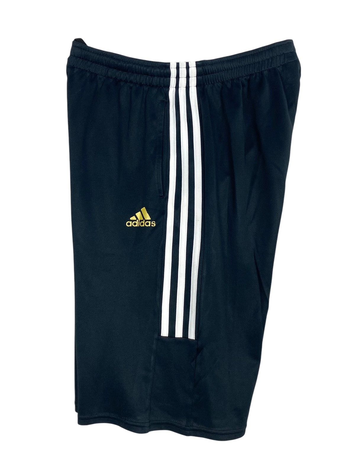Adidas Adidas for Boys Tracksuit 3 line Short Pants Small Logo Size US 28 / EU 44 - 3 Thumbnail