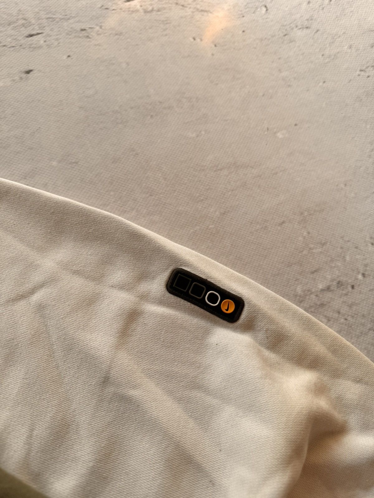 Nike × Vintage NIKE VINTAGE CENTER LOGO OVERSIZE BOXY SWEATSHIRT Size US L / EU 52-54 / 3 - 3 Thumbnail
