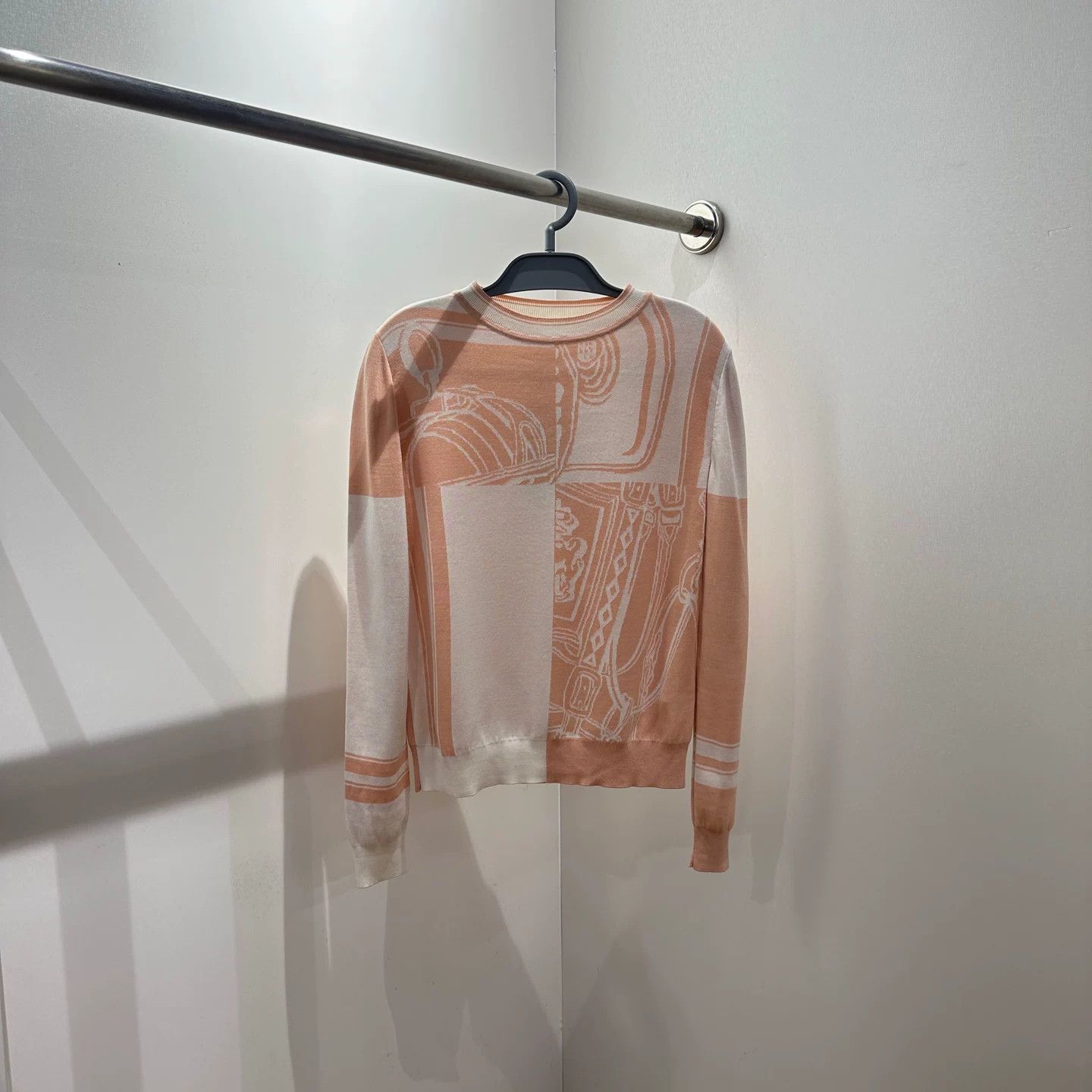 Hermes Hermes Knit Pink Sweater it_36 Women Size XS / US 0-2 / IT 36-38 - 1 Thumbnail