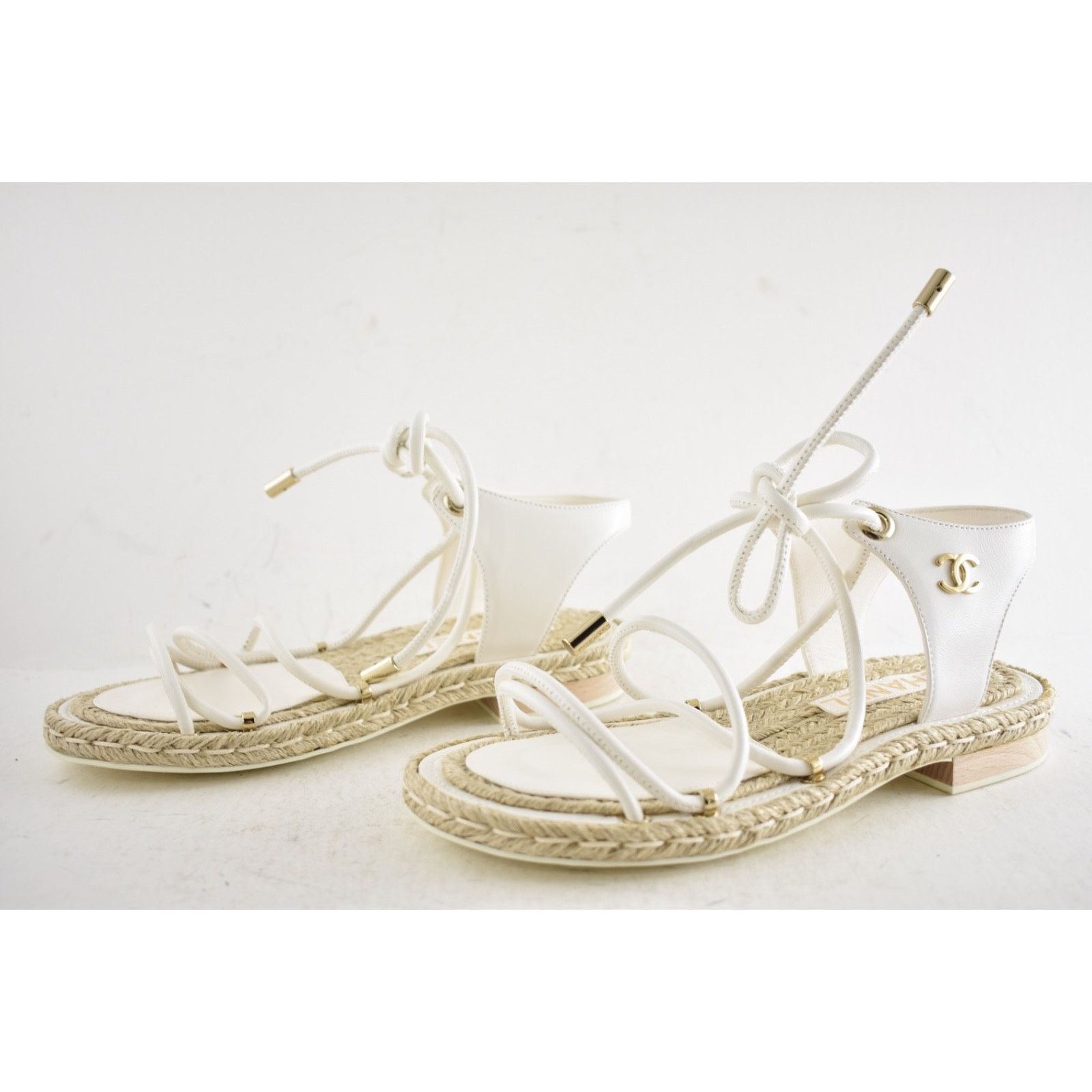 Chanel Chanel White Lambskin CC Mules Lace Up Espadrille Sandal 36 Size US 6 / IT 36 - 17 Thumbnail