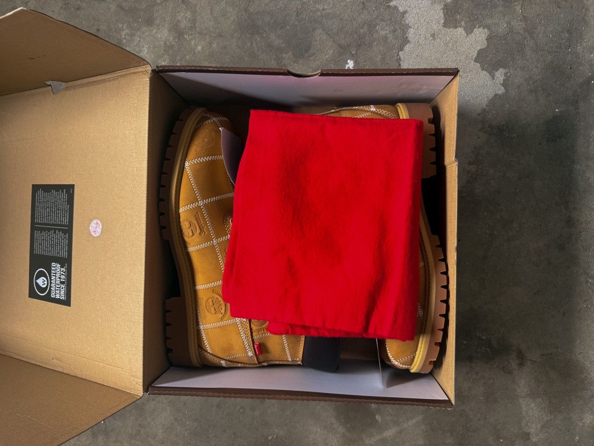 Supreme × Timberland Supreme Timberland Patchwork ‘Wheat’ Size US 12 / EU 45 - 9 Thumbnail