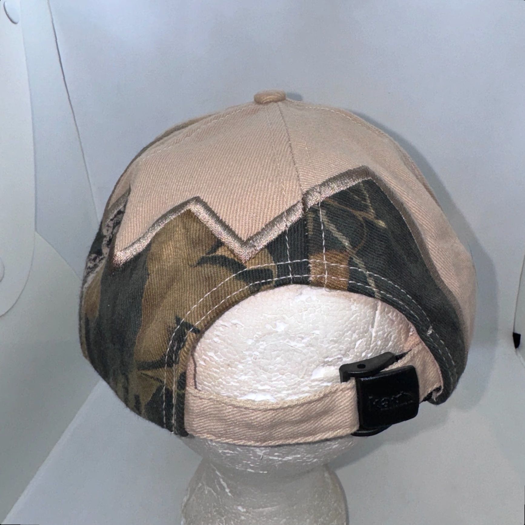 Katin Jackson Oil Co. Camo Shark Teeth Strapback Hat Medallion Logo Adjustable Mens Size ONE SIZE - 3 Thumbnail