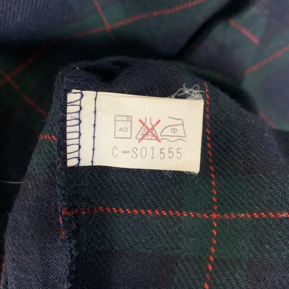 Issey Miyake Vintage One Mile Plantation Issey Miyake Tartan Cape Cloak Size US M / EU 48-50 / 2 - 9 Thumbnail