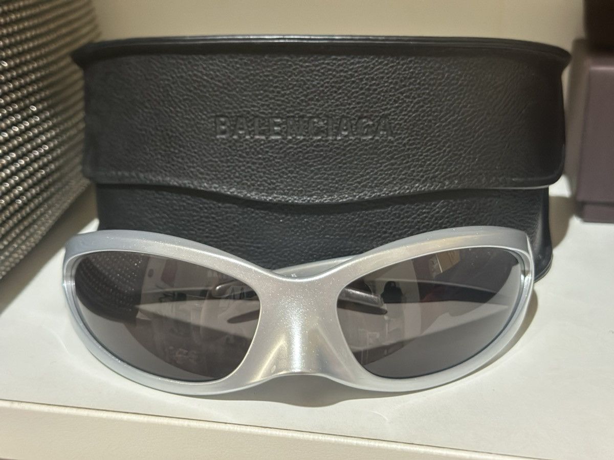 Balenciaga Balenciaga Skin Cat Silver Sunglasses Demna Size ONE SIZE - 1 Thumbnail