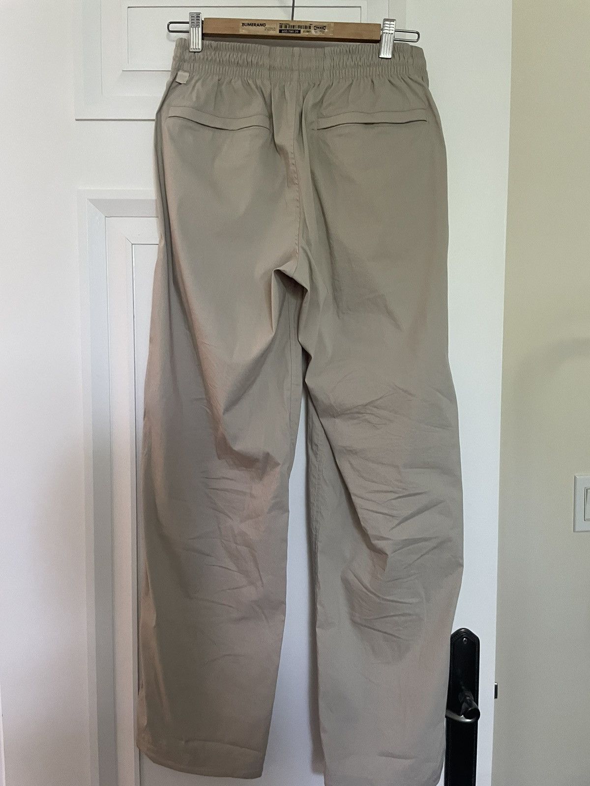 Lululemon Lululemon men’s poplin relaxed fit pants Size US 28 / EU 44 - 4 Thumbnail