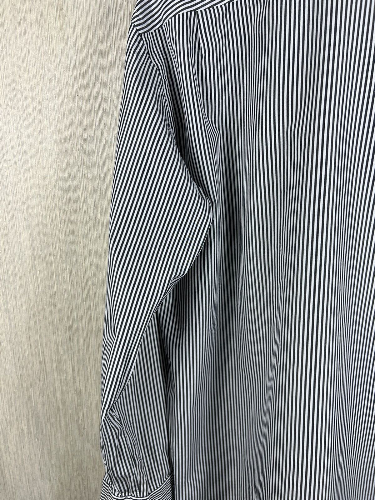 Tom Ford Tom Ford striped casual shirt with french cuff luxury cuffs Size US L / EU 52-54 / 3 - 23 Thumbnail