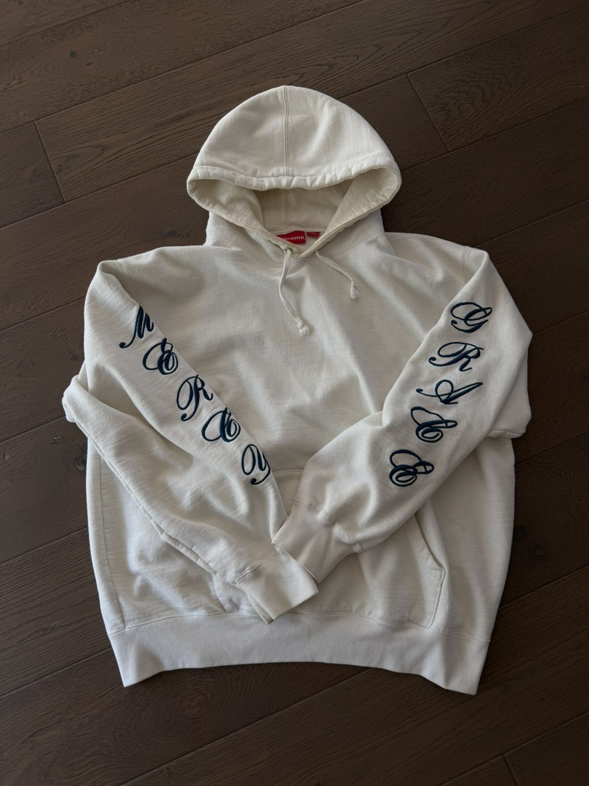 Supreme Supreme SS23 Patches Spiral Hoodie White Size US L / EU 52-54 / 3 - 1 Thumbnail