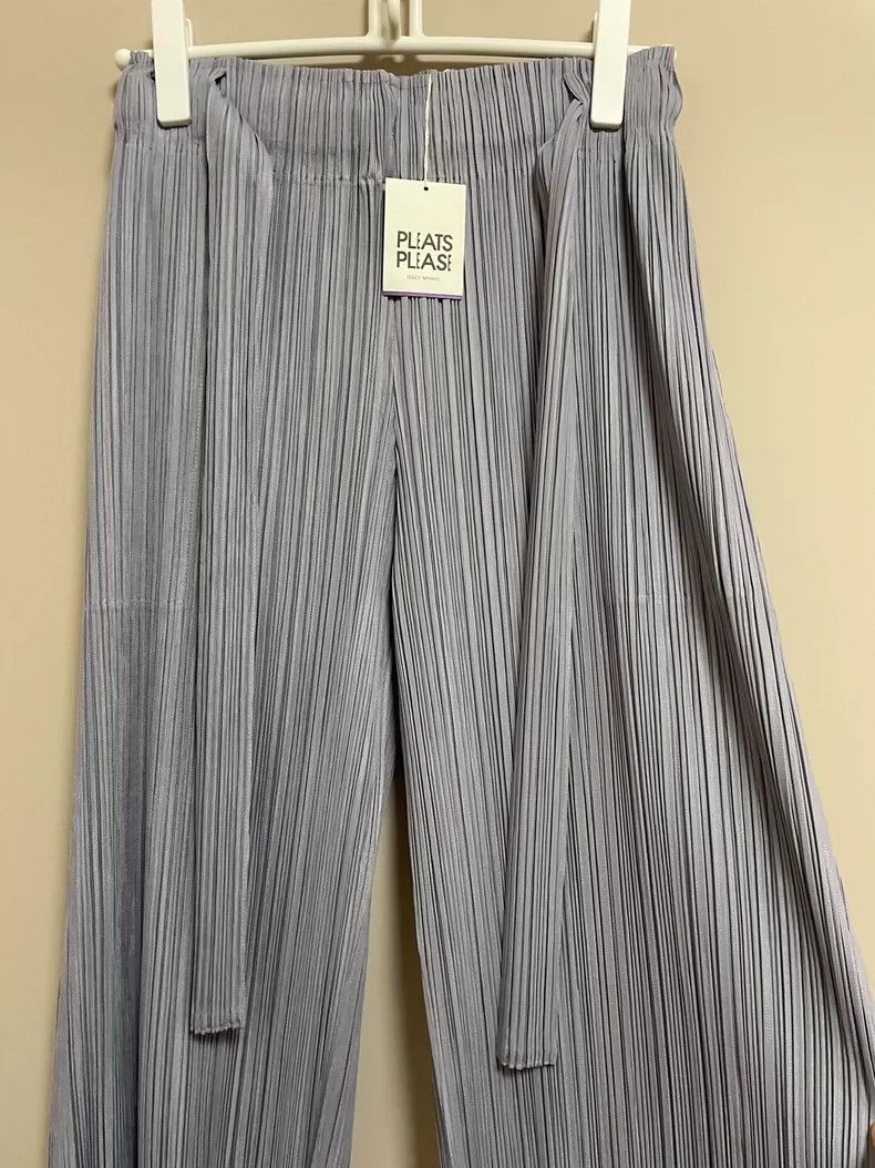Issey Miyake Issey Miyake size:2 Pearl blue pleated trousers Size 22" - 5 Thumbnail