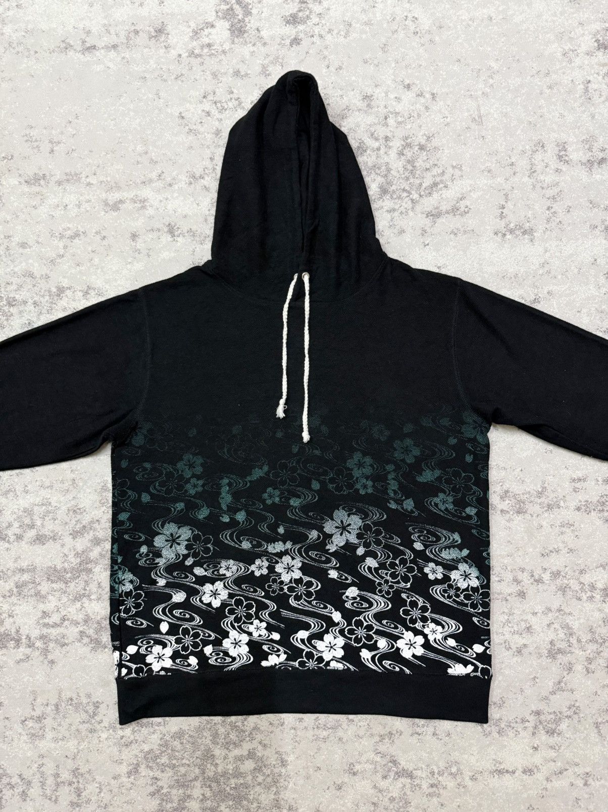 Japanese Brand Japanese Sakura Overprint Pullover Sweater Hoodie Size US M / EU 48-50 / 2 - 3 Thumbnail