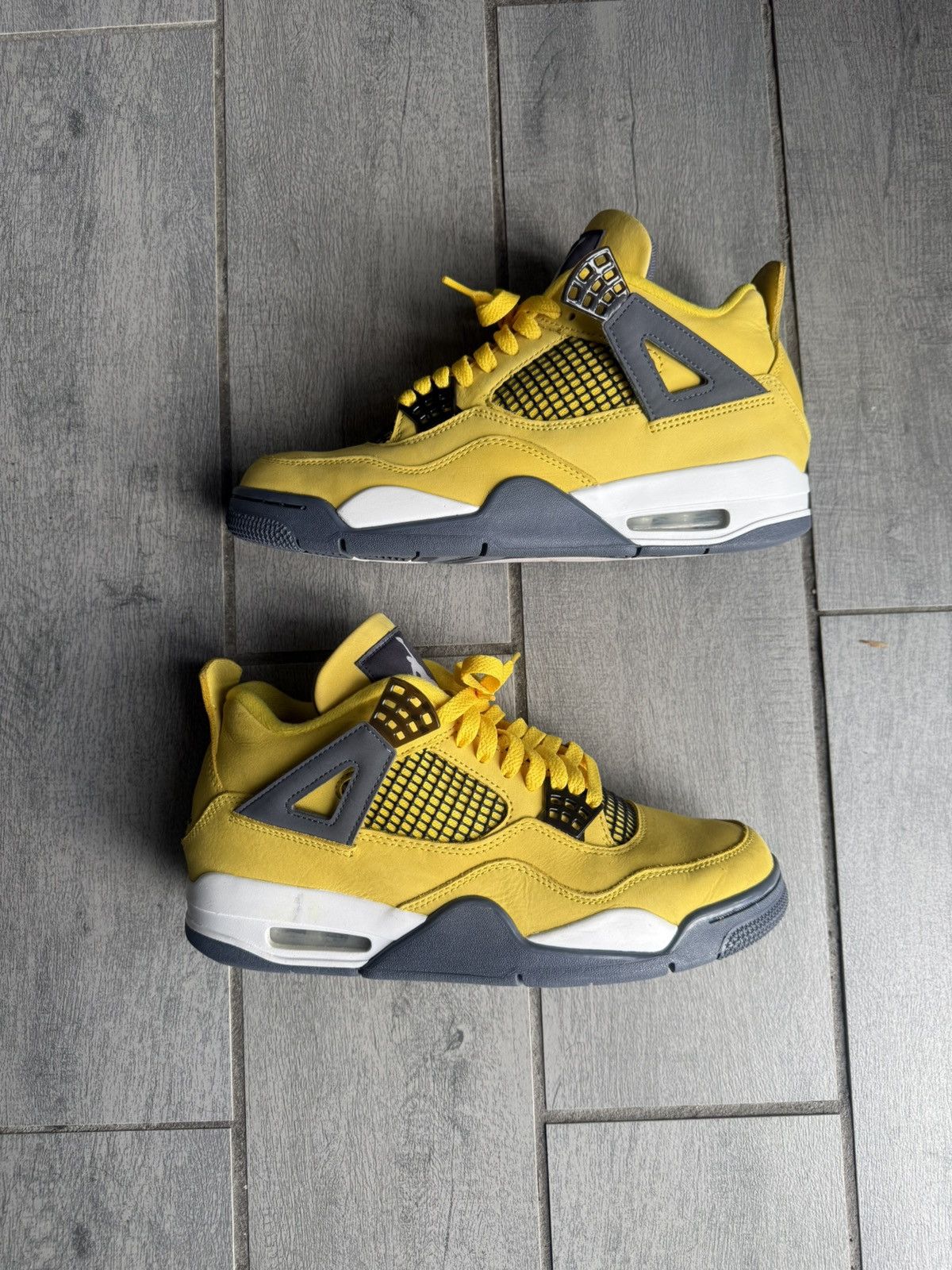 Jordan Brand Jordan Retro 4 Lightning Size US 8 / EU 41 - 2 Thumbnail