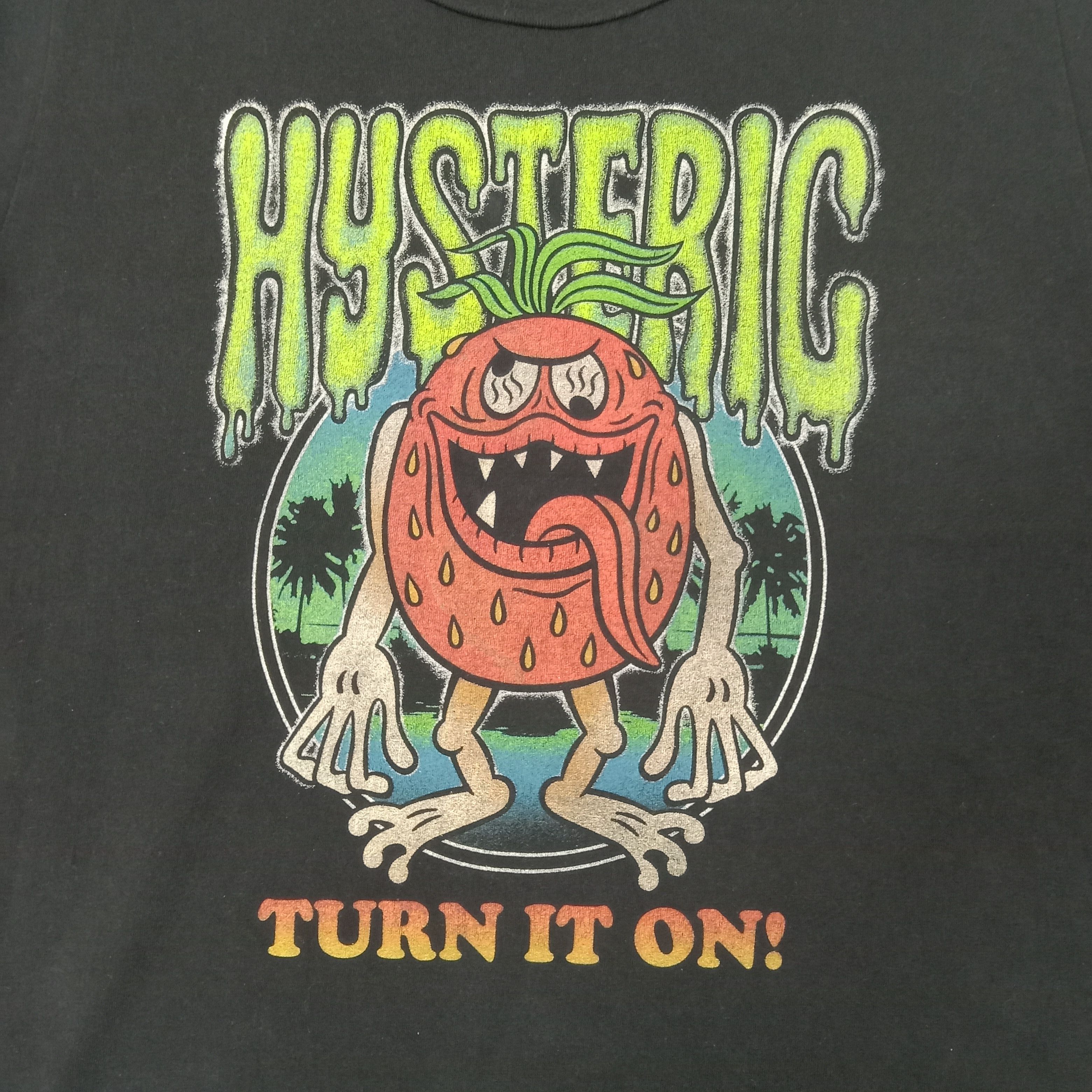 Hysteric Glamour Hysteric Glamour Japanese Brand Parody Tshirt C223N30 Size M / US 6-8 / IT 42-44 - 2 Thumbnail