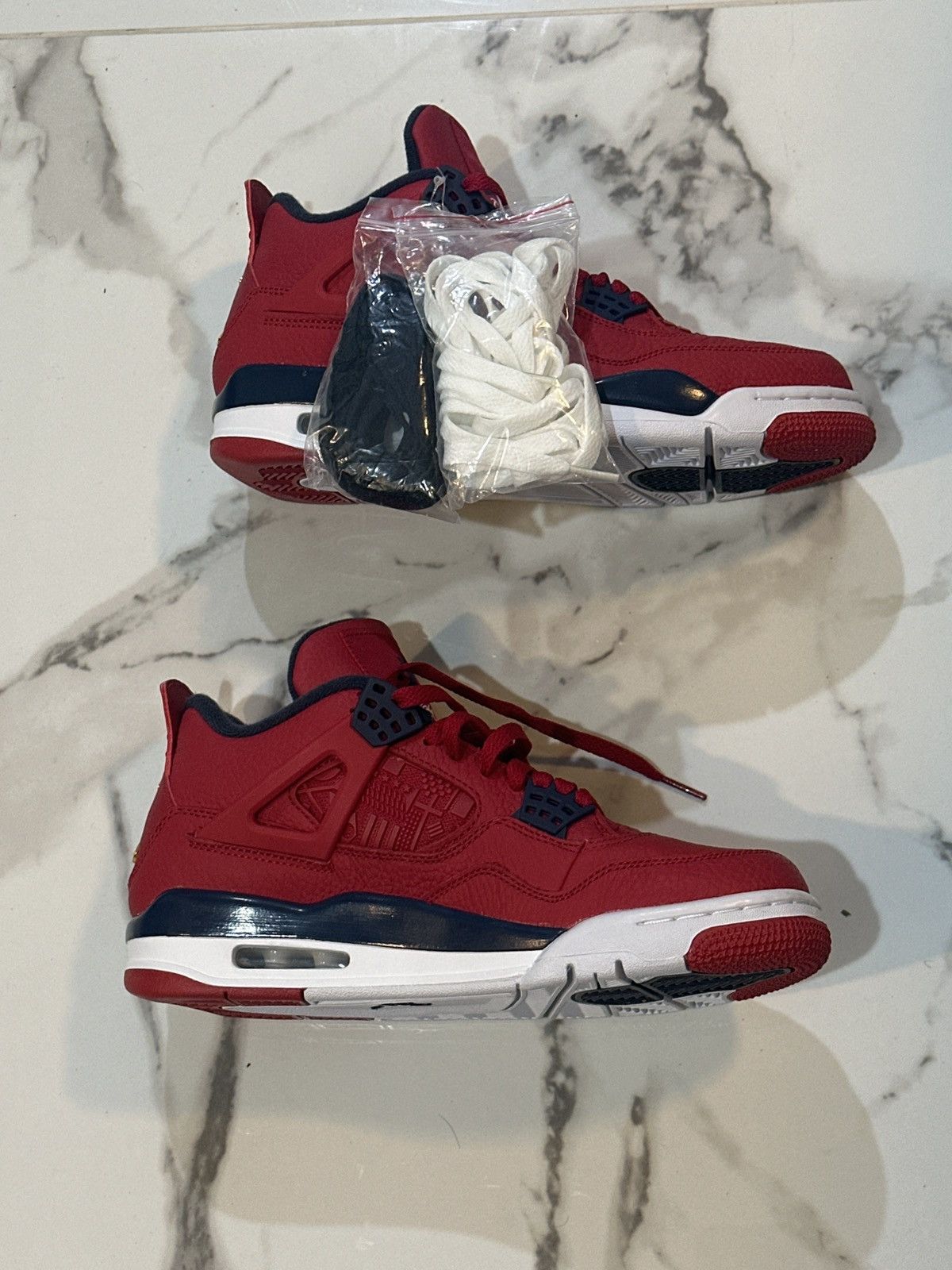 Jordan Brand × Nike Jordan 4 Fiba Size US 8 / EU 41 - 2 Thumbnail