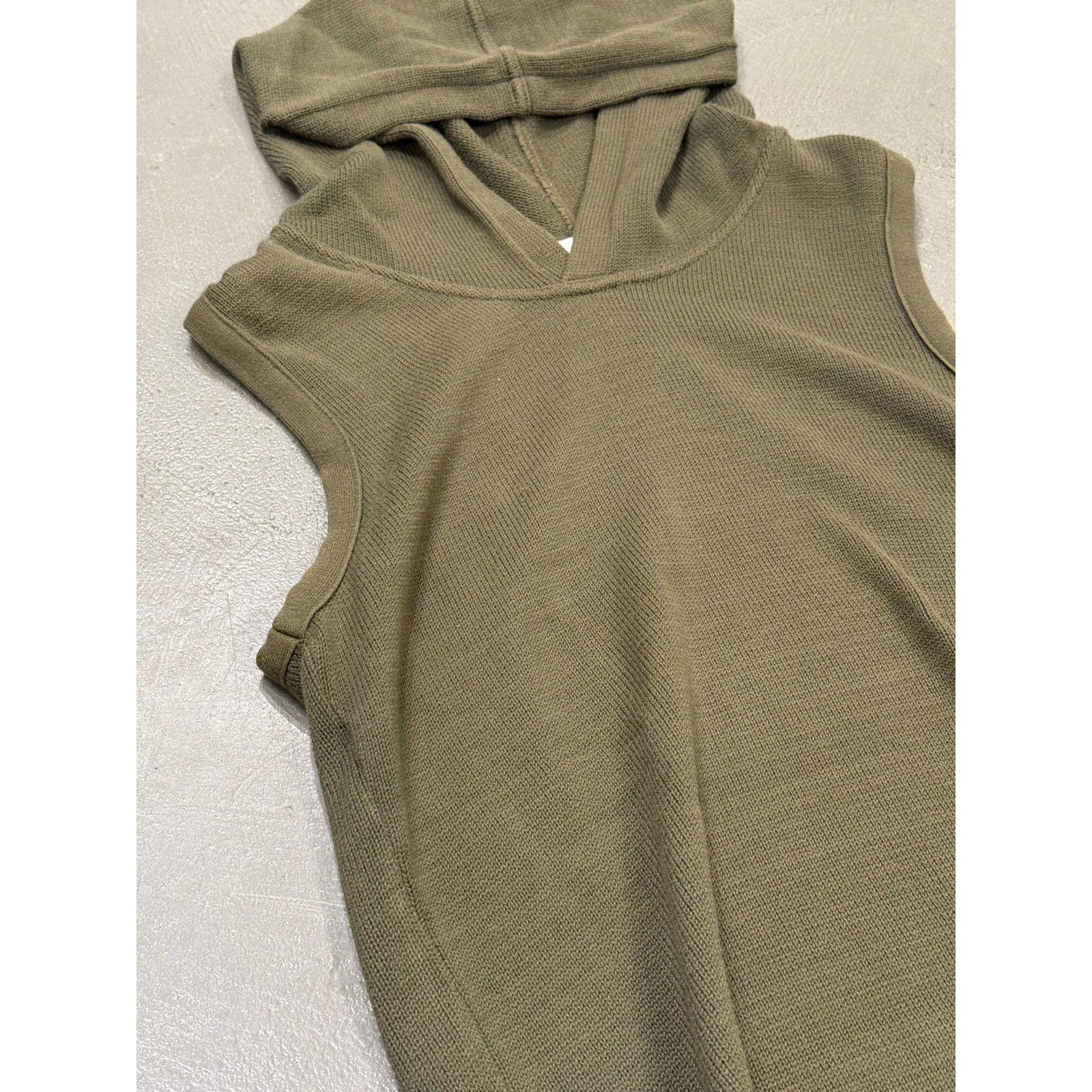 Helmut Lang 2000s Helmut Lang wool sleeveless knit vest Size US M / EU 48-50 / 2 - 3 Thumbnail