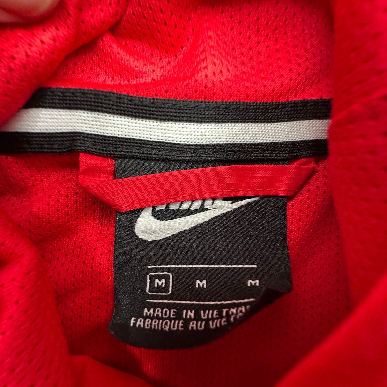 Nike Nike Nylon Windrunner Windbreaker Jacket Medium AJ1396-658 Size US M / EU 48-50 / 2 - 3 Thumbnail