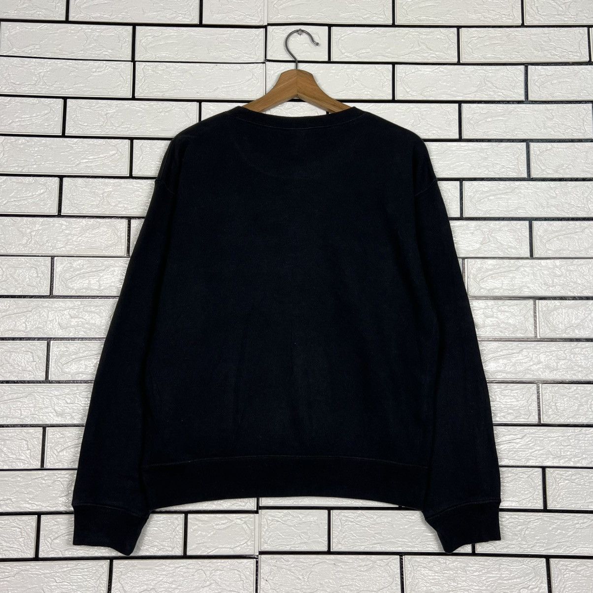 Peanuts UNIQLO X PEANUTS Big Logo Crewneck Sweatshirt #4066-C185 Size US L / EU 52-54 / 3 - 12 Thumbnail