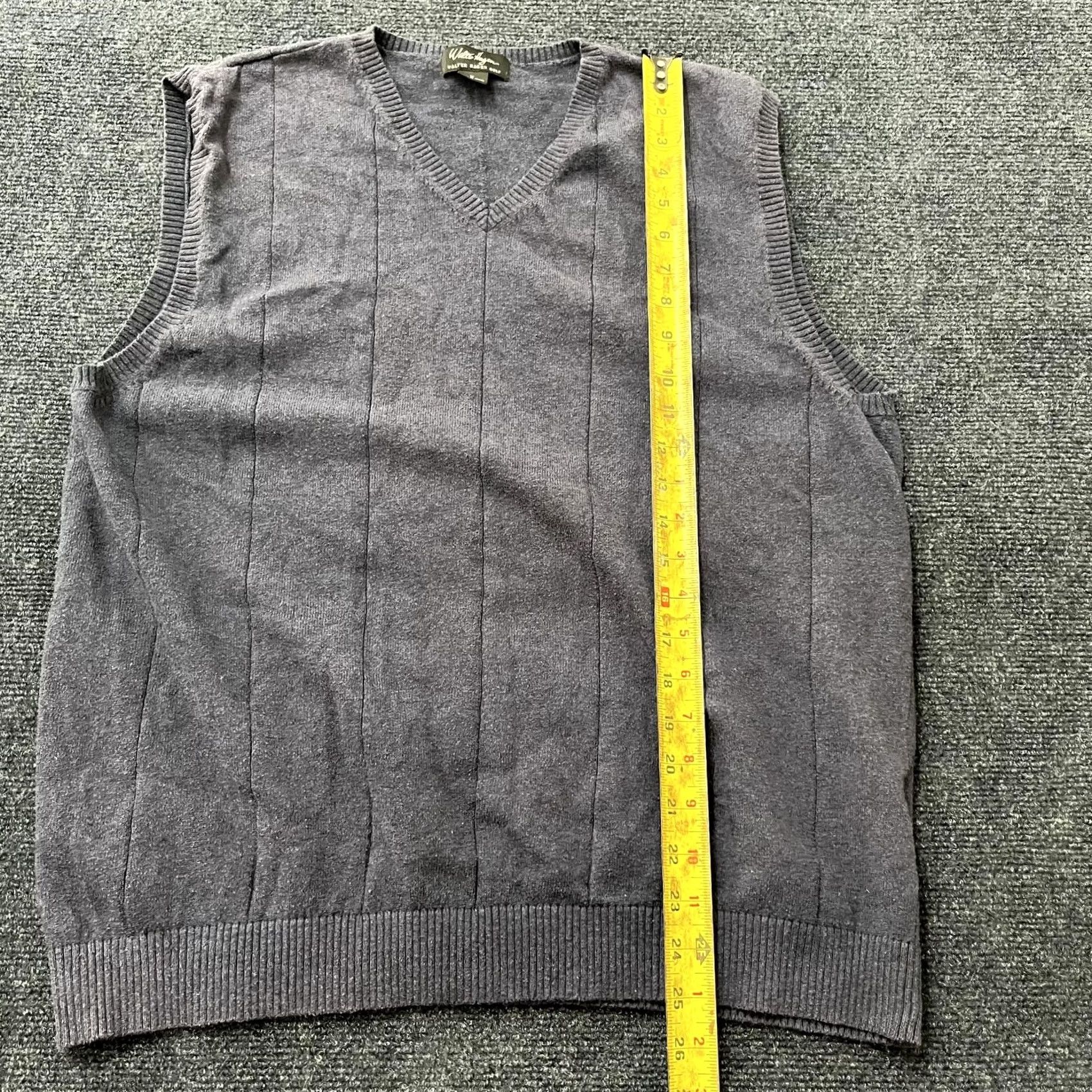 Vintage VINTAGE Walter Hagen Sweater Vest Mens Medium Gray V Neck Golf Knit Pullover Casual Size US M / EU 48-50 / 2 - 5 Thumbnail