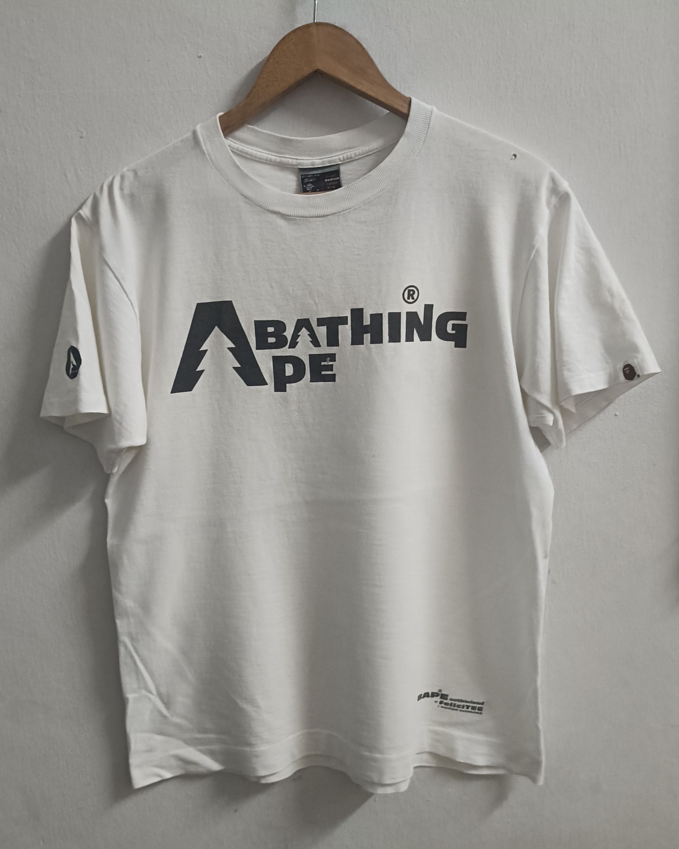Bape 🔥🔥Rare Vintage Bathing Ape Tee Size US M / EU 48-50 / 2 - 1 Thumbnail