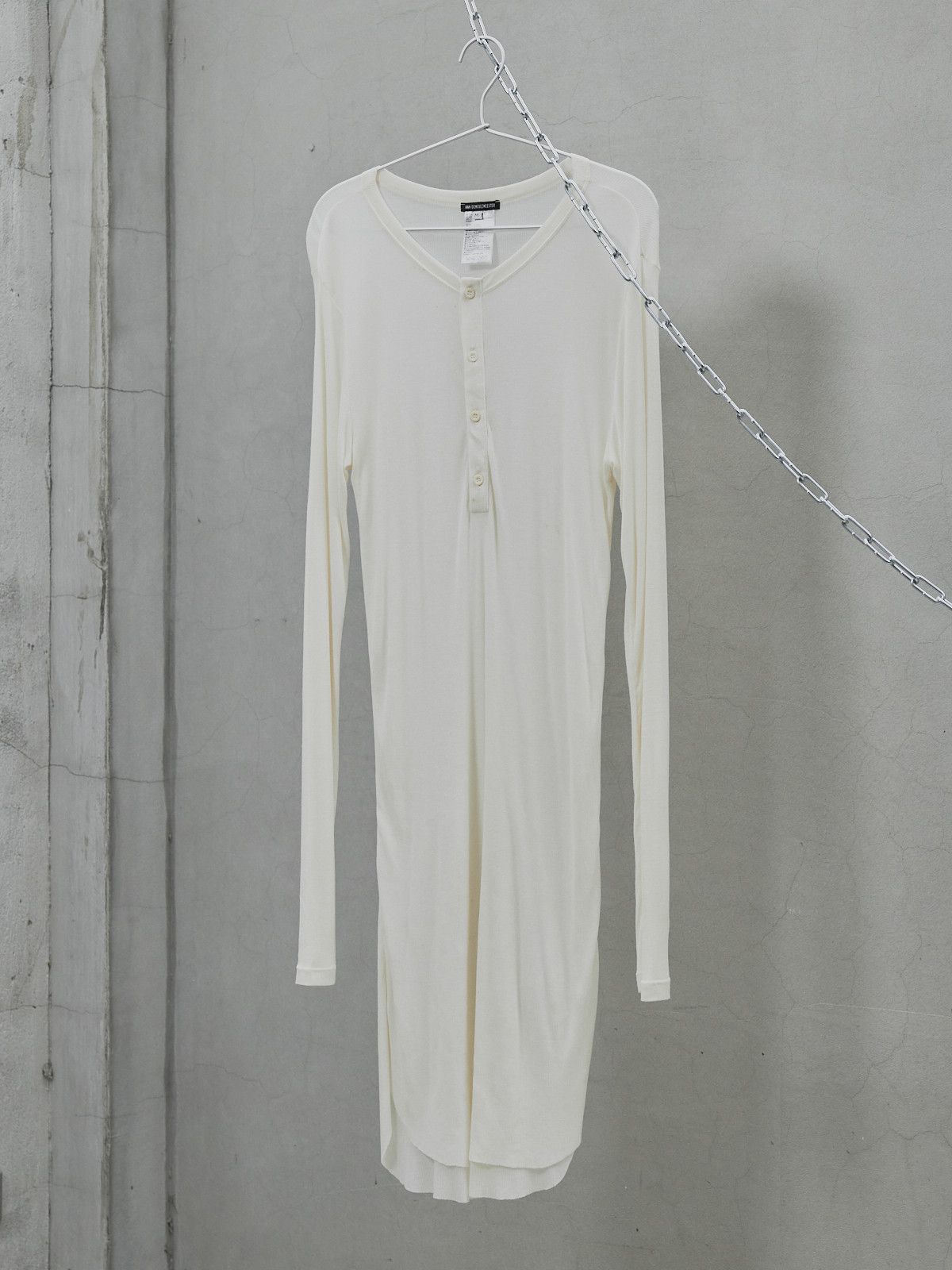 Ann Demeulemeester Ann Demeulemeester White Long Ribbed Henley Size M / US 6-8 / IT 42-44 - 1 Thumbnail