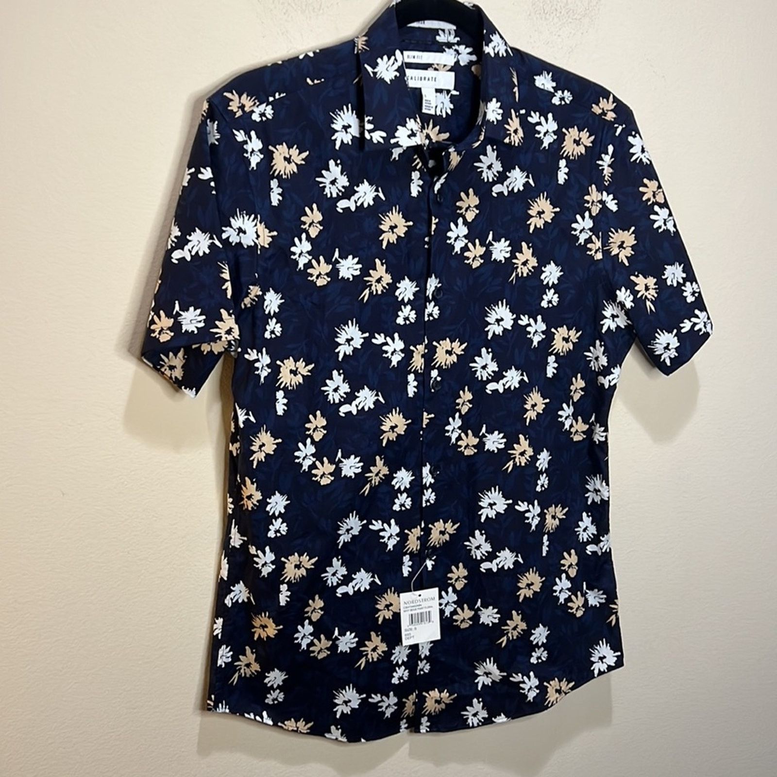Calibrate Calibrate Non-Iron Floral Print Short Sleeve Button-Up Shirt Size US S / EU 44-46 / 1 - 3 Thumbnail